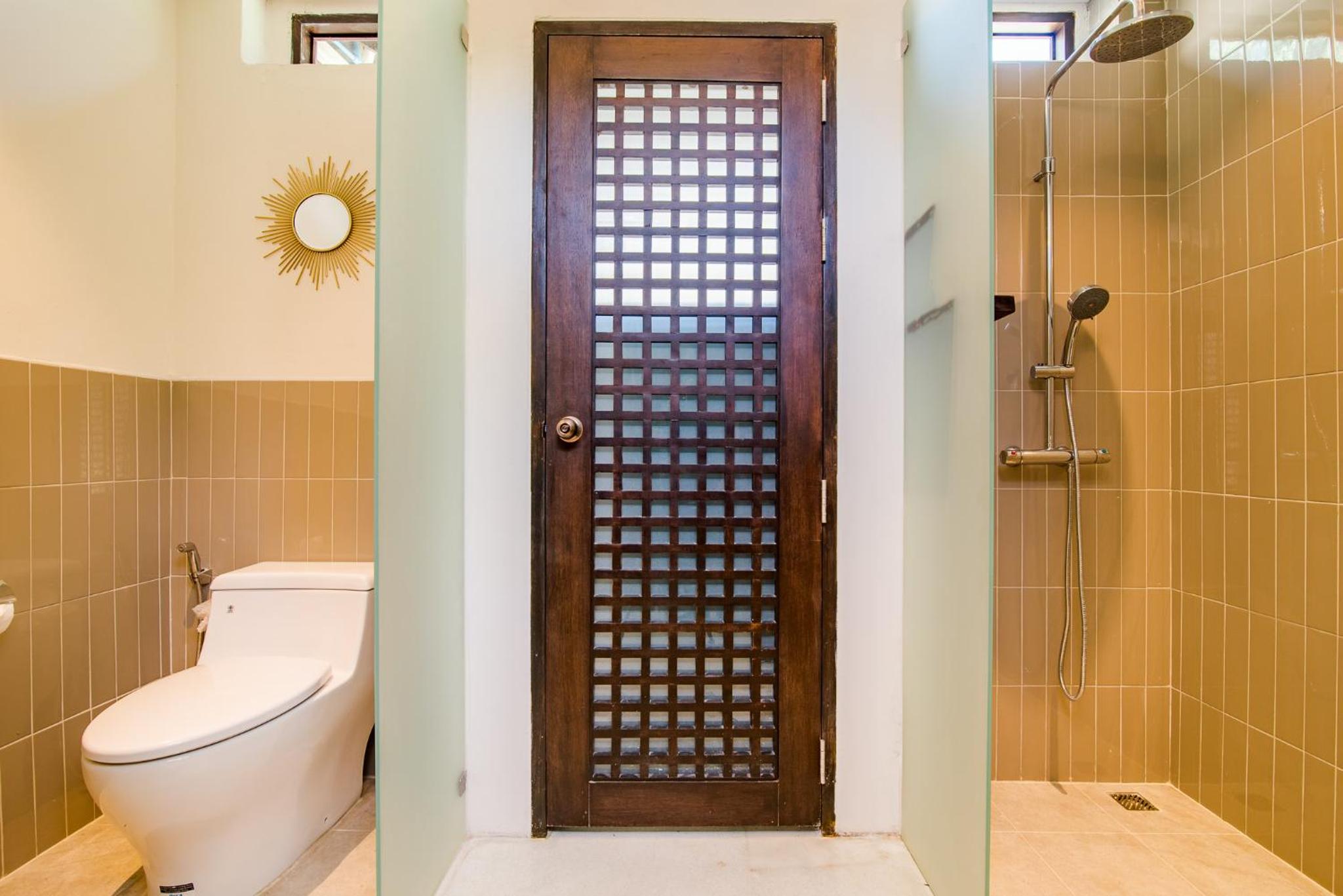 Two-Bedroom Villa - Photo 11