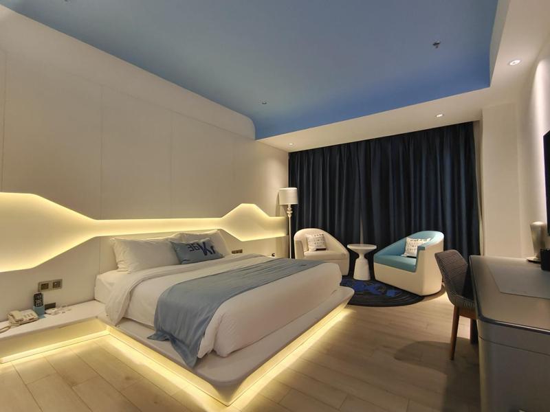Scientific Double Room