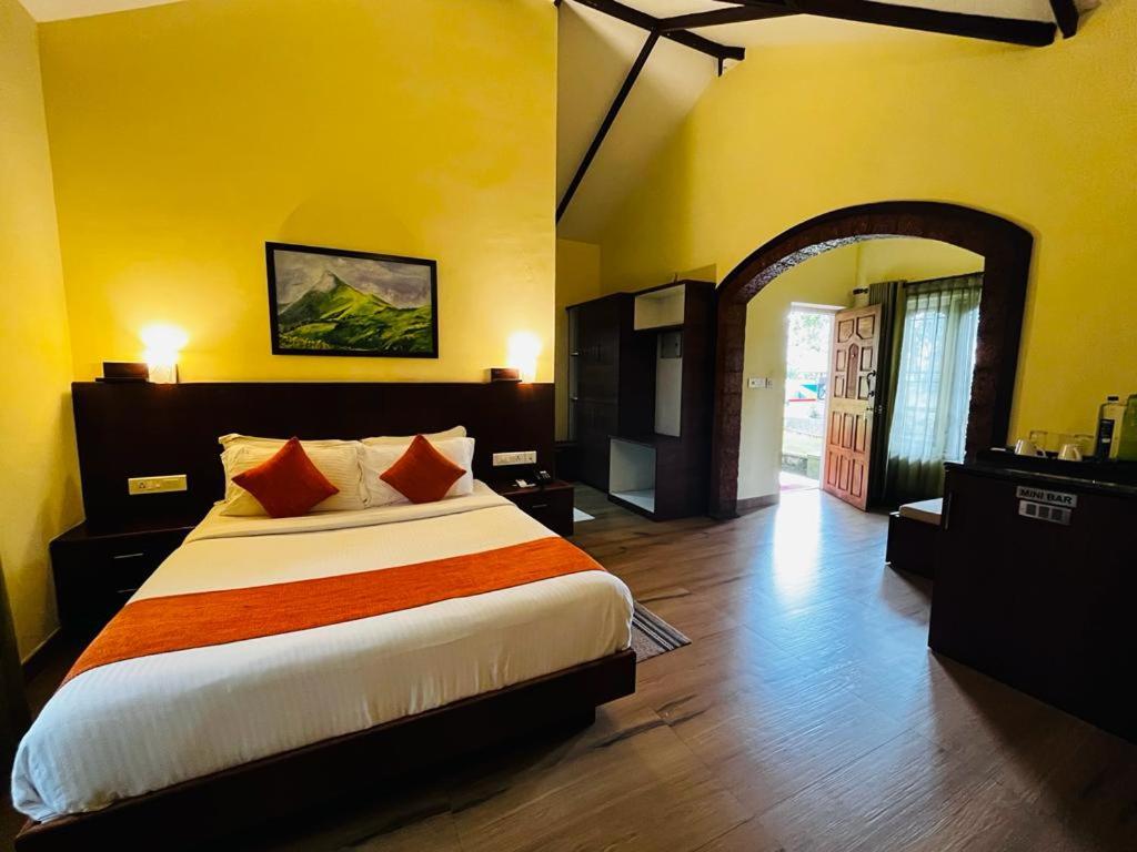 Two-Bedroom Suite photo 1