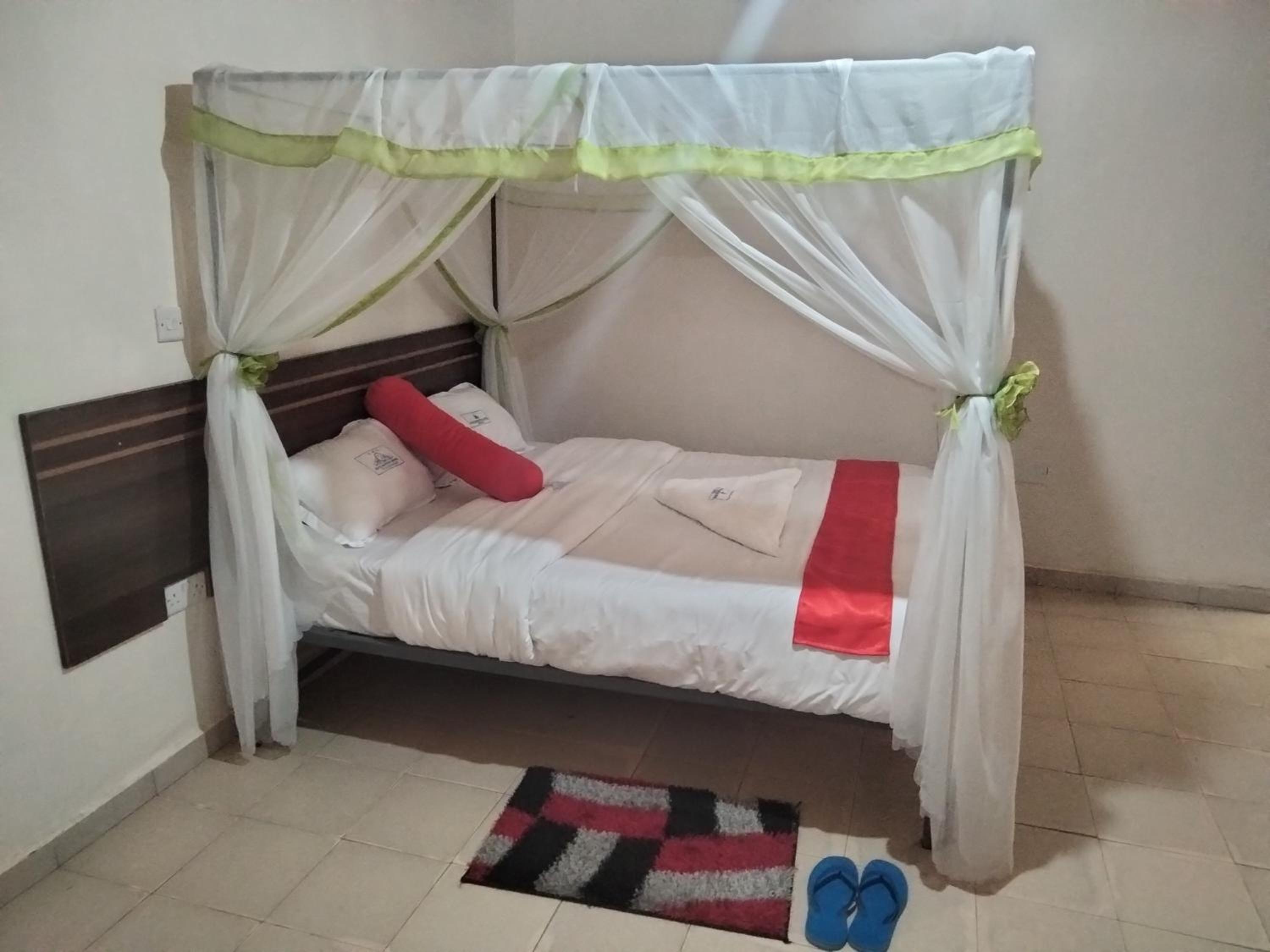 Budget Double Room photo 3