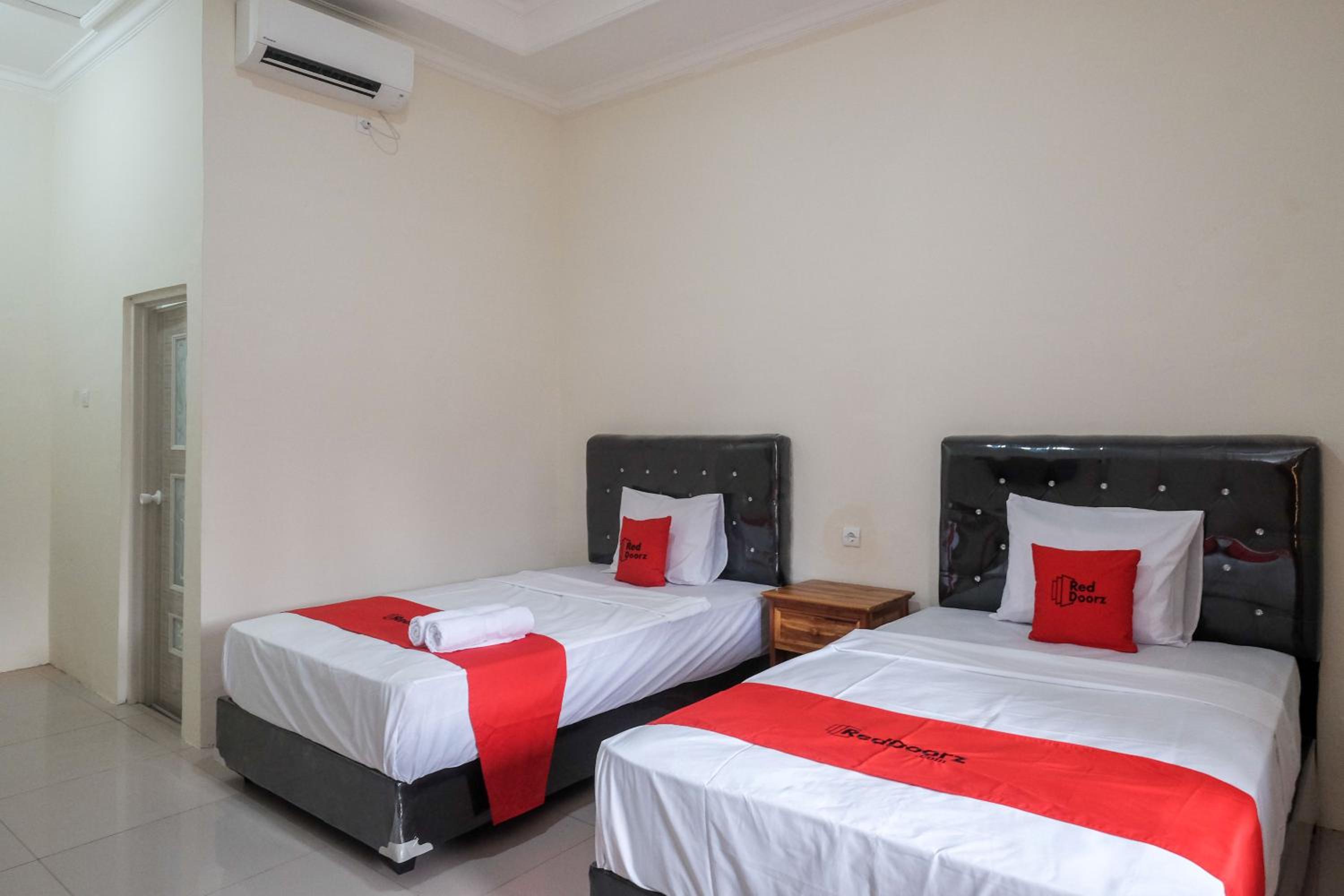 Twin Room - Photo 6