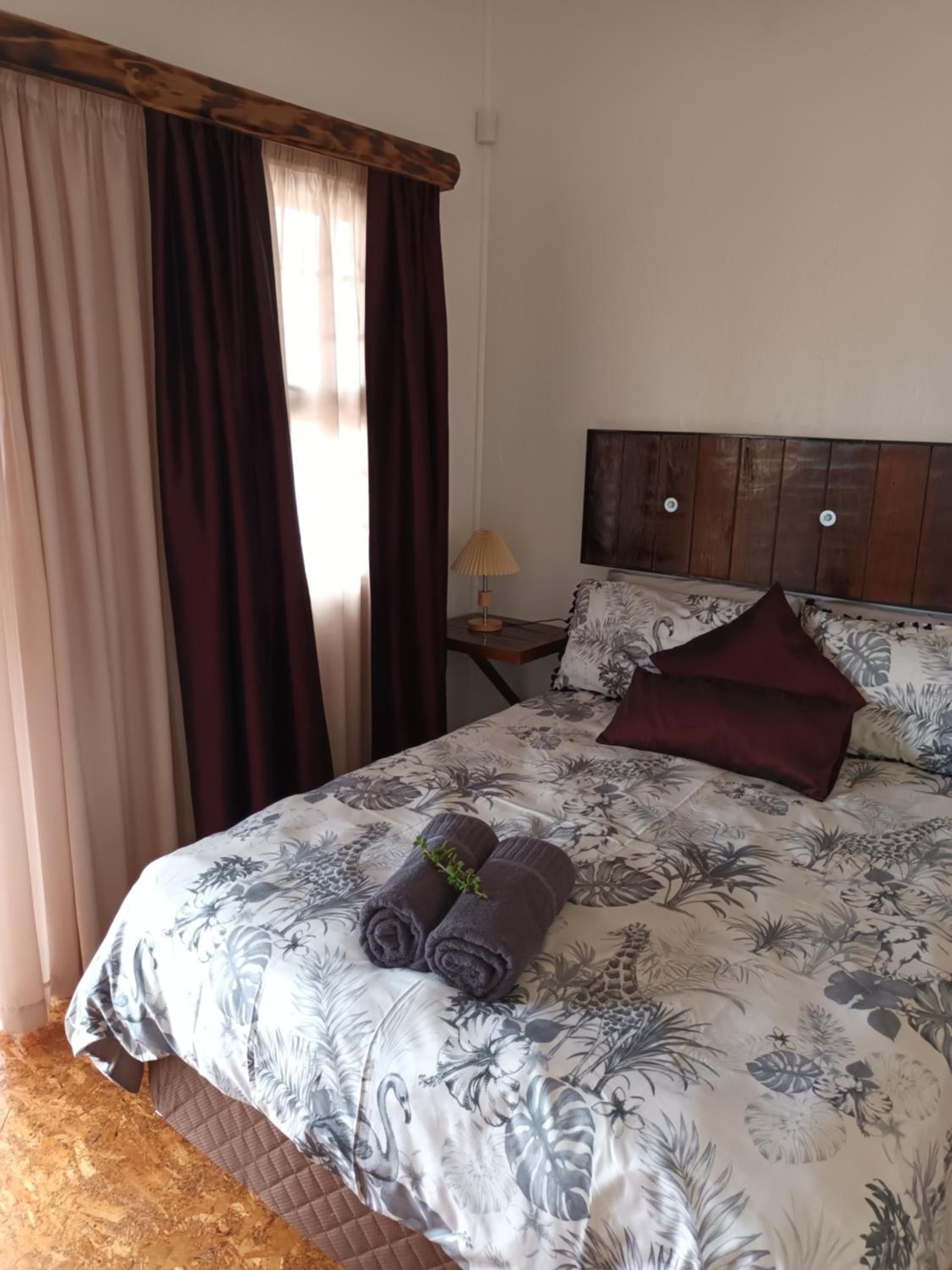 One-Bedroom Apartment photo 2