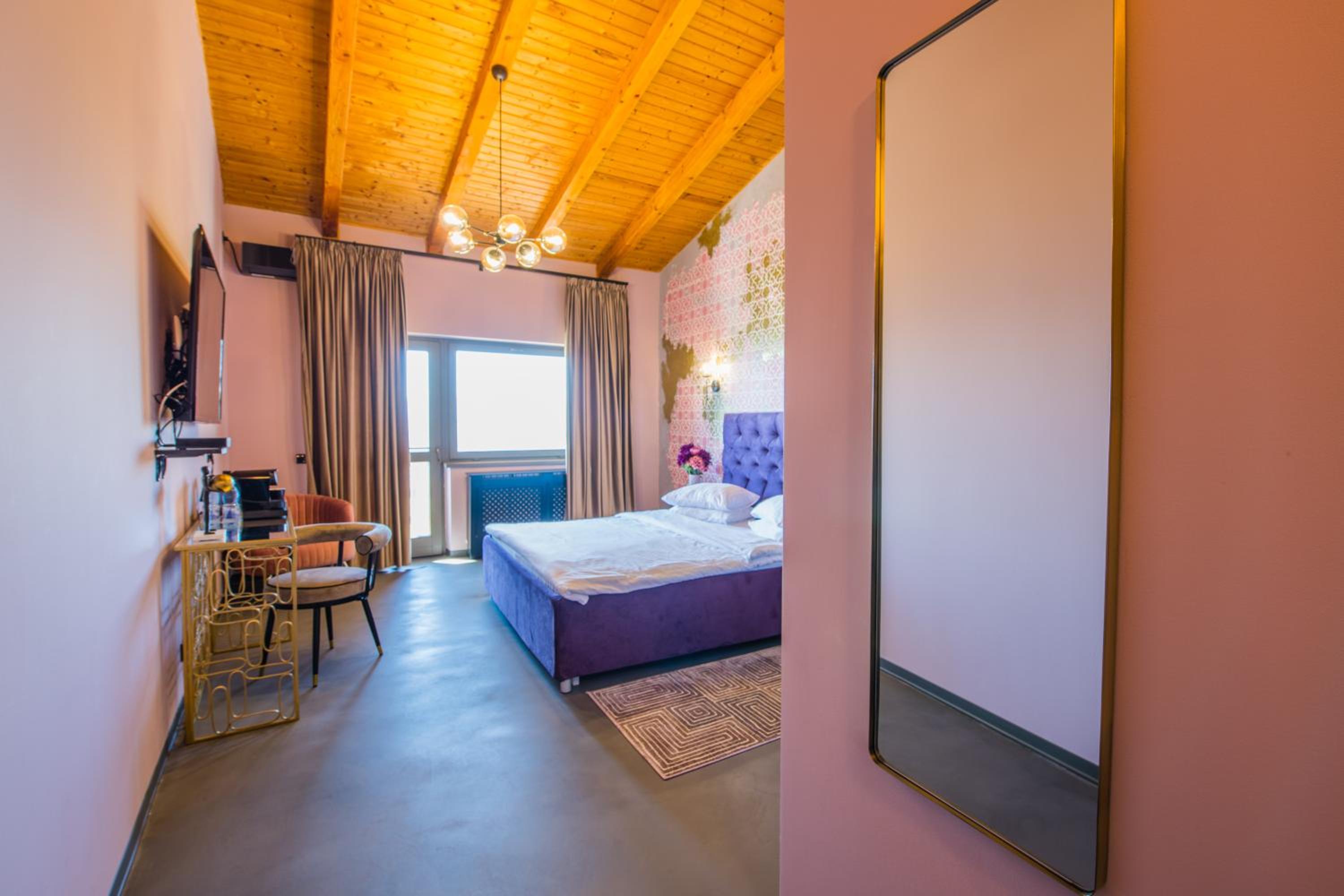 Superior Double or Twin Room with Mountain View