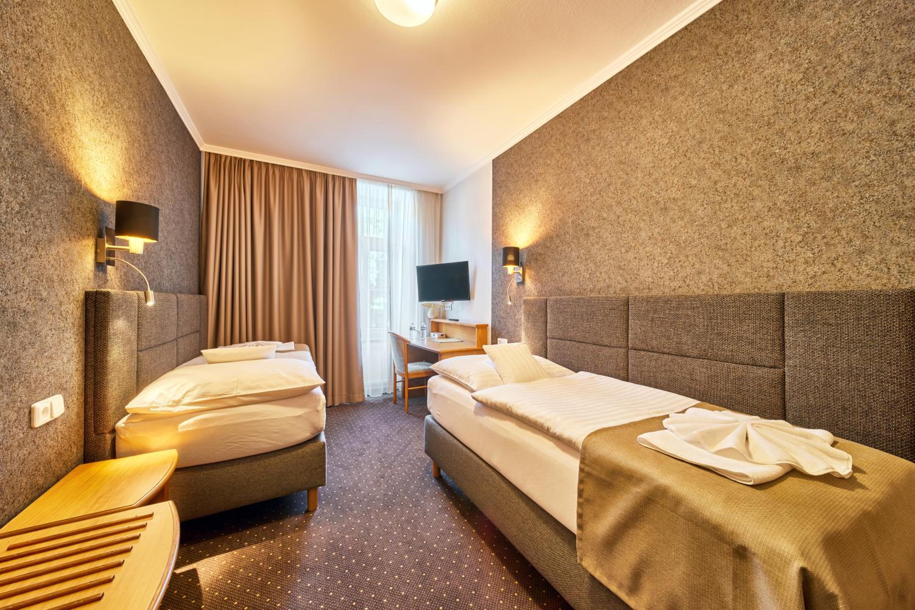 Superior Double or Twin Room photo 2
