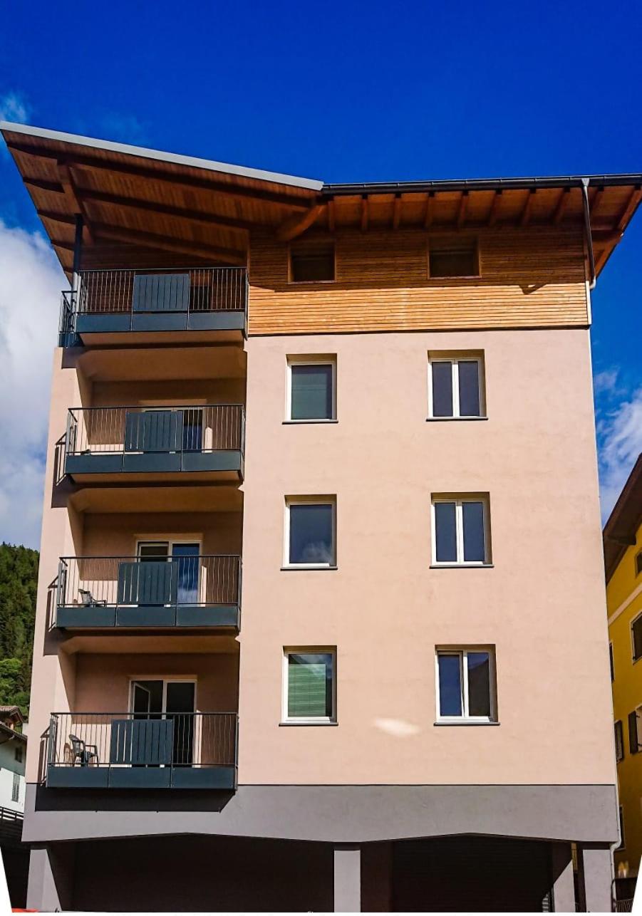 Deluxe Apartment photo 3