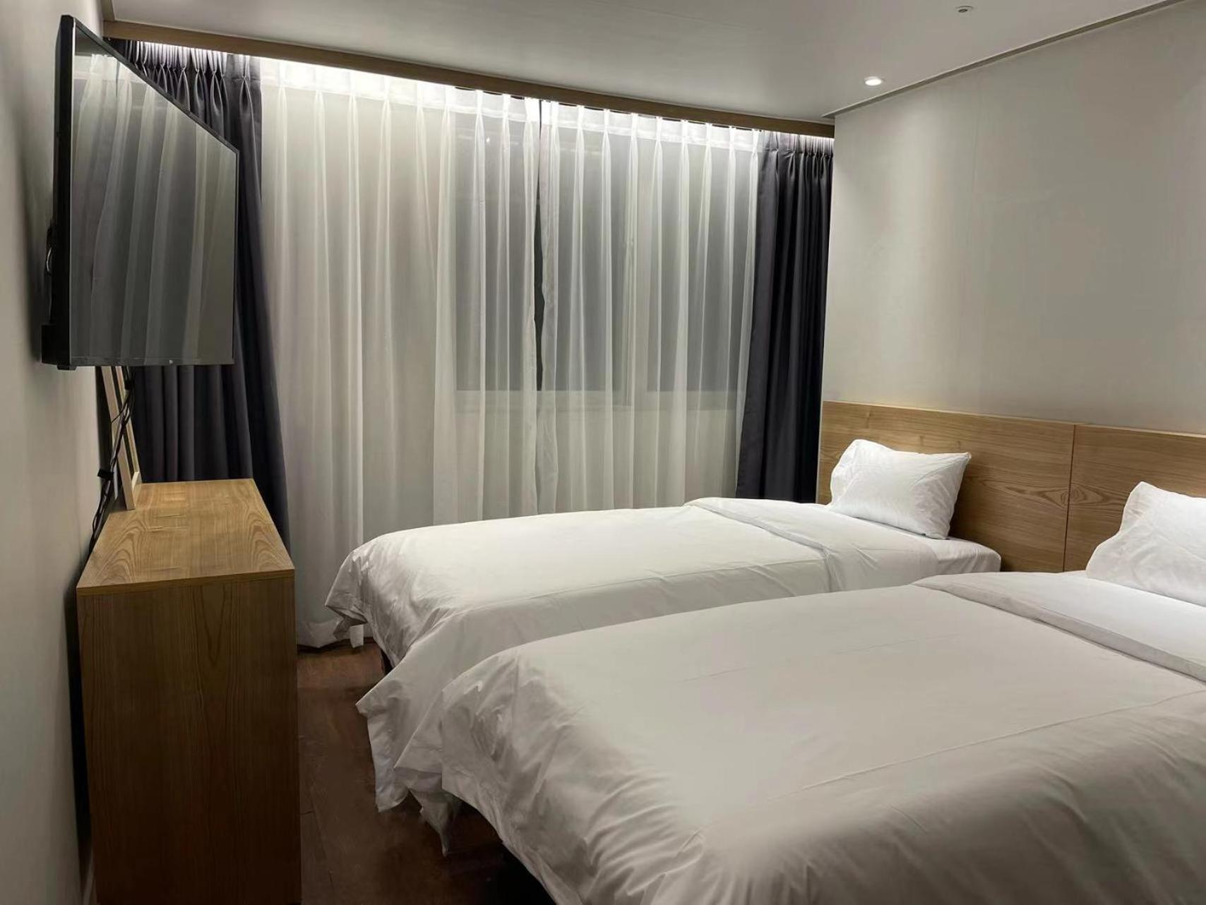 Superior Twin Room - Photo 1