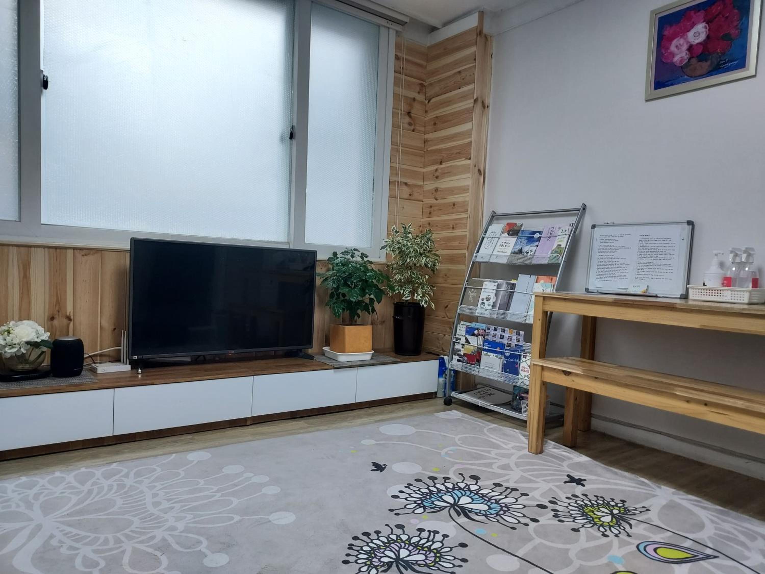 Three-Bedroom Townhouse - Photo 1