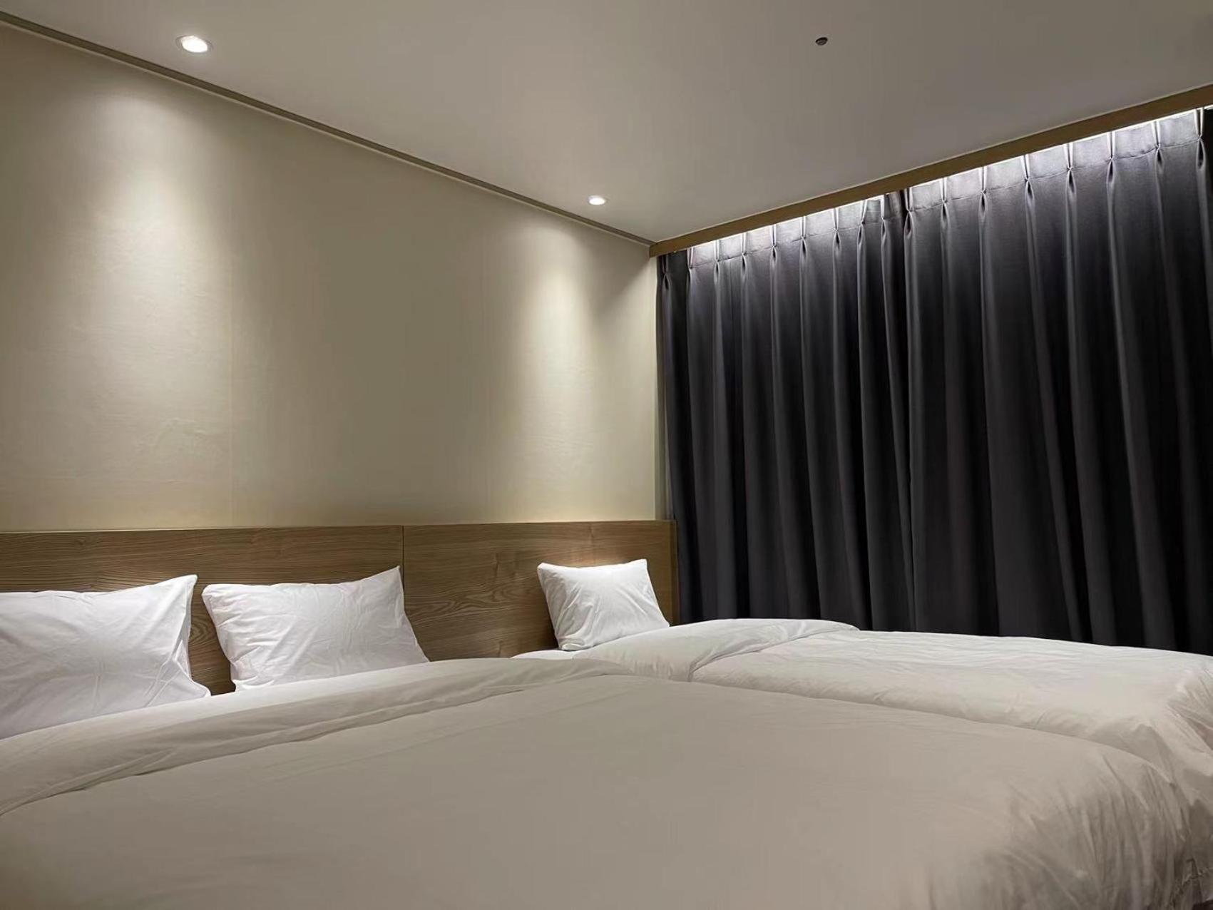 Deluxe Twin Room - Photo 6