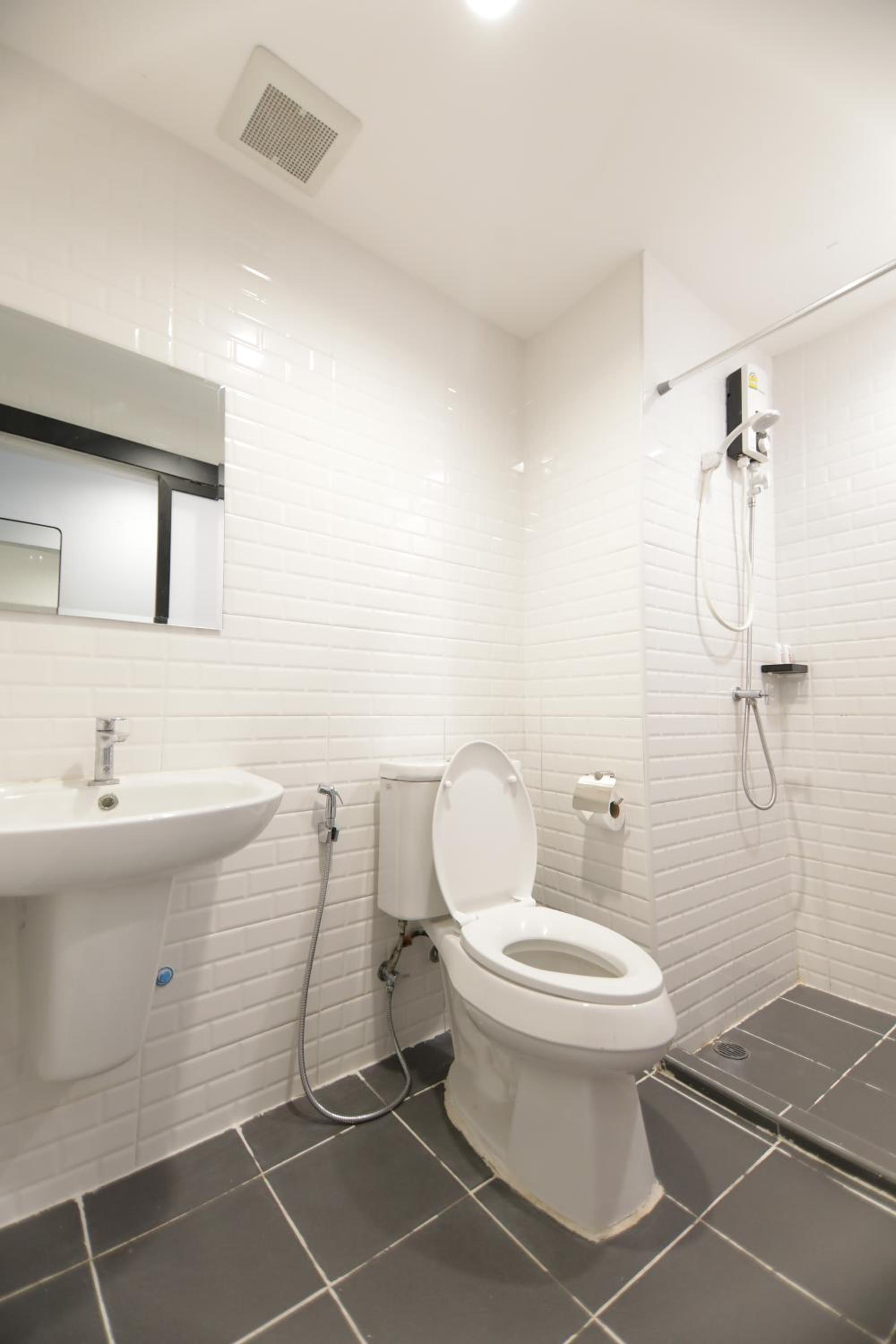 Standard Double Room - Photo 3