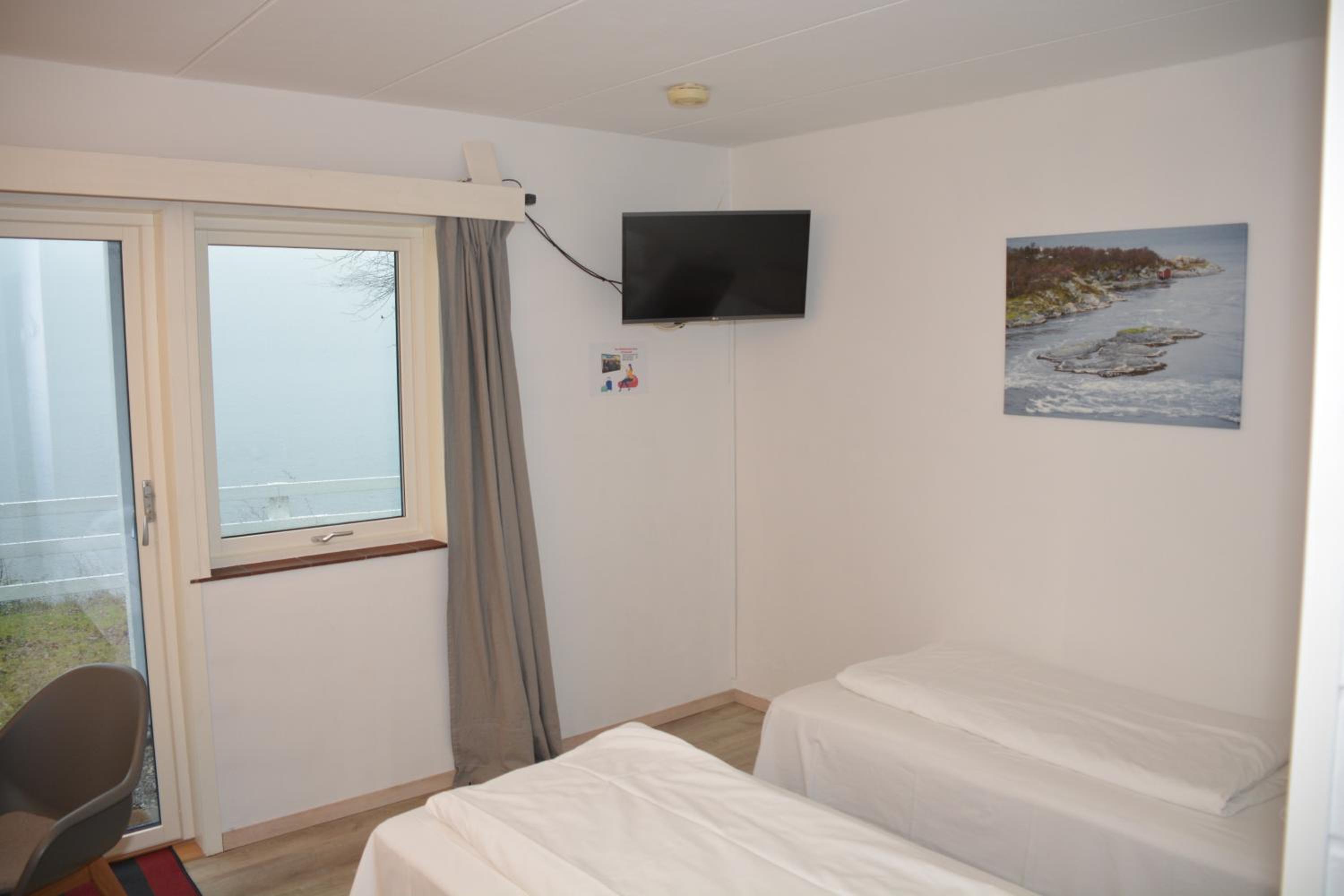 Double or Twin Room with Sea View photo 1