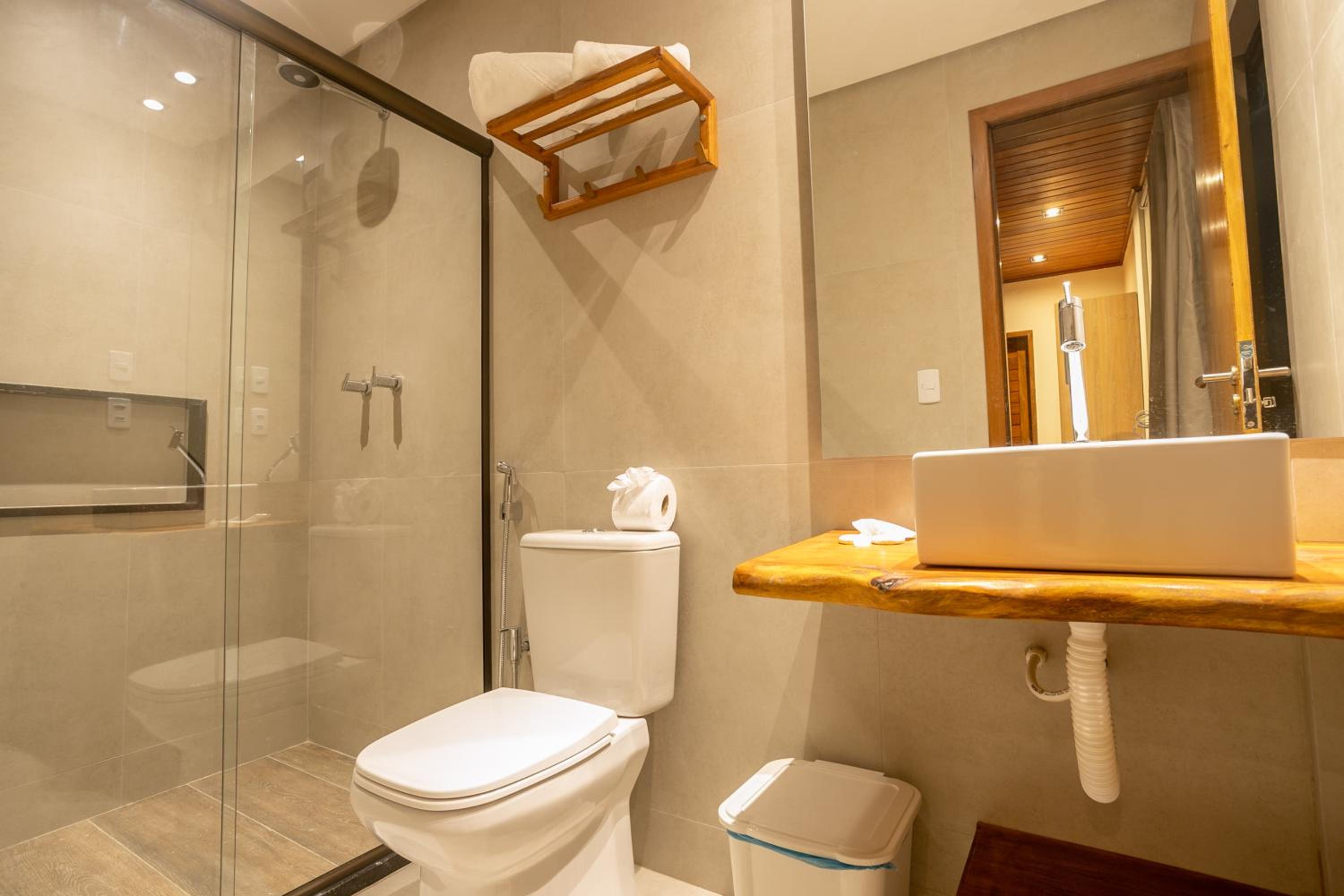 Three-Bedroom Villa - Photo 9