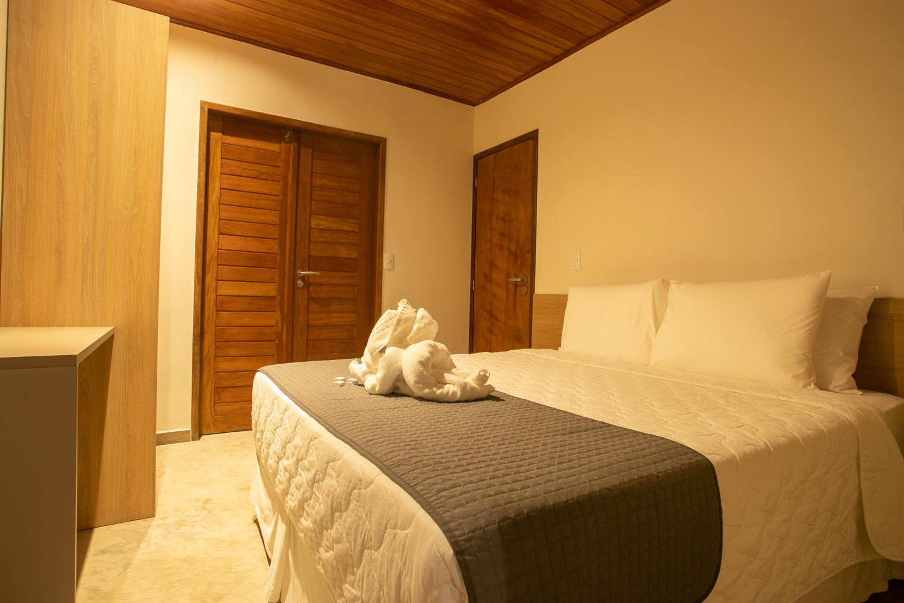 Three-Bedroom Villa - Photo 8