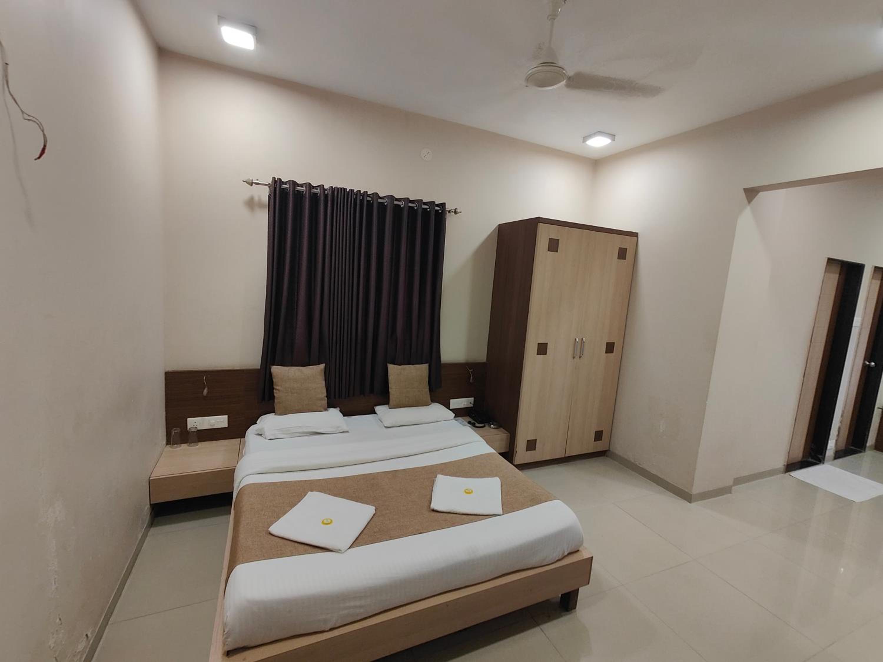 Deluxe Quadruple Room - Photo 2
