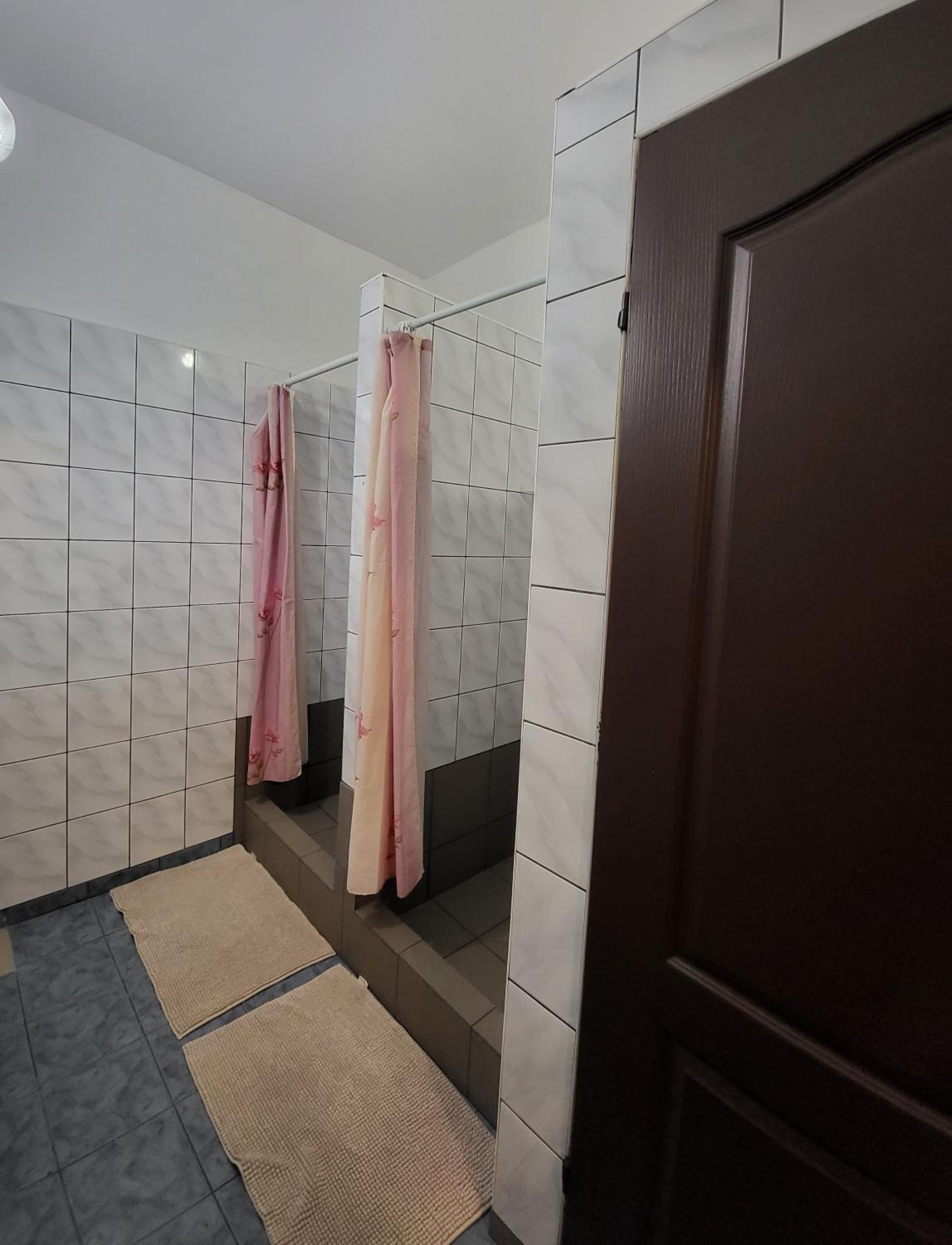 Basic Triple Room photo 1