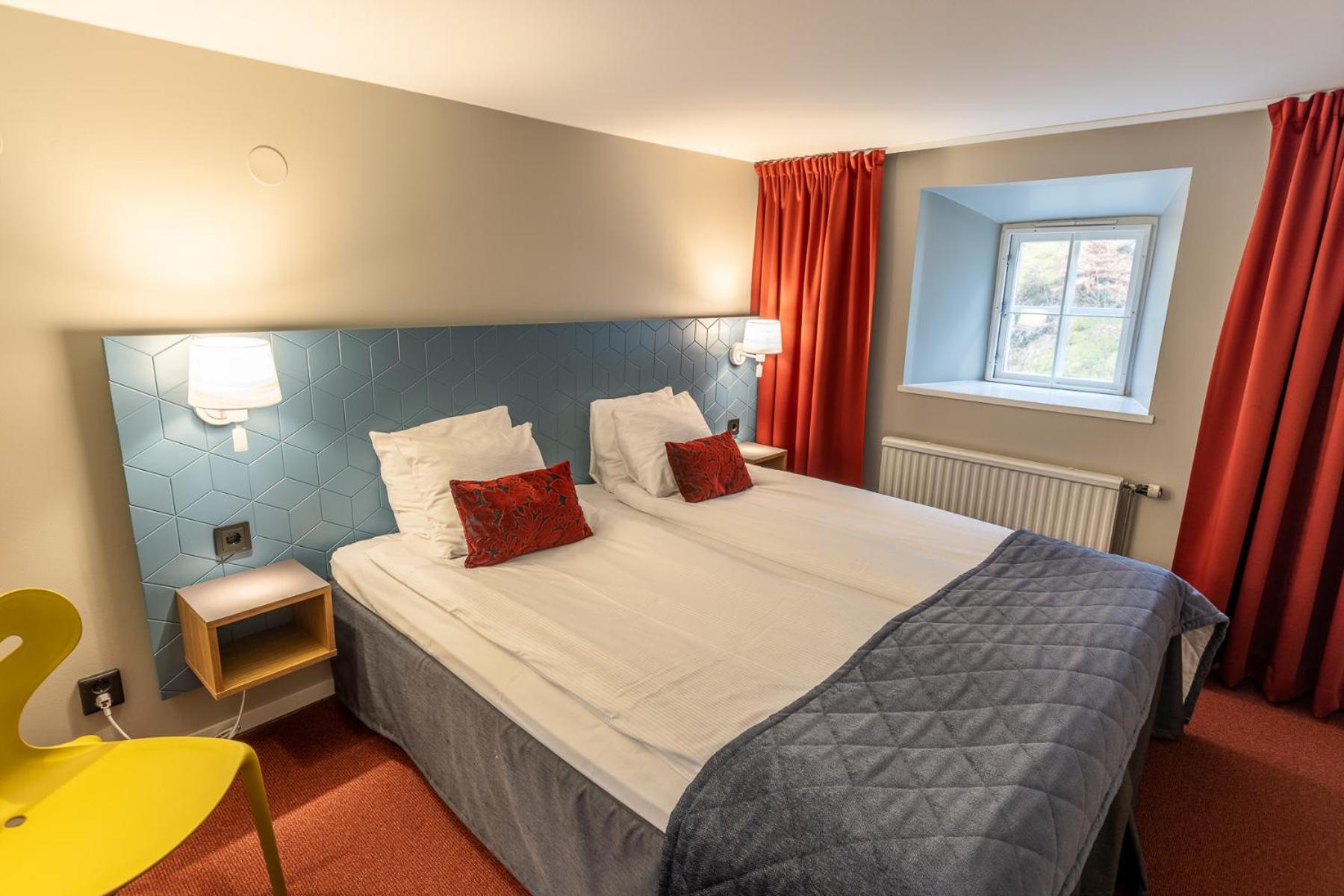 Standard Twin Room - Photo 1