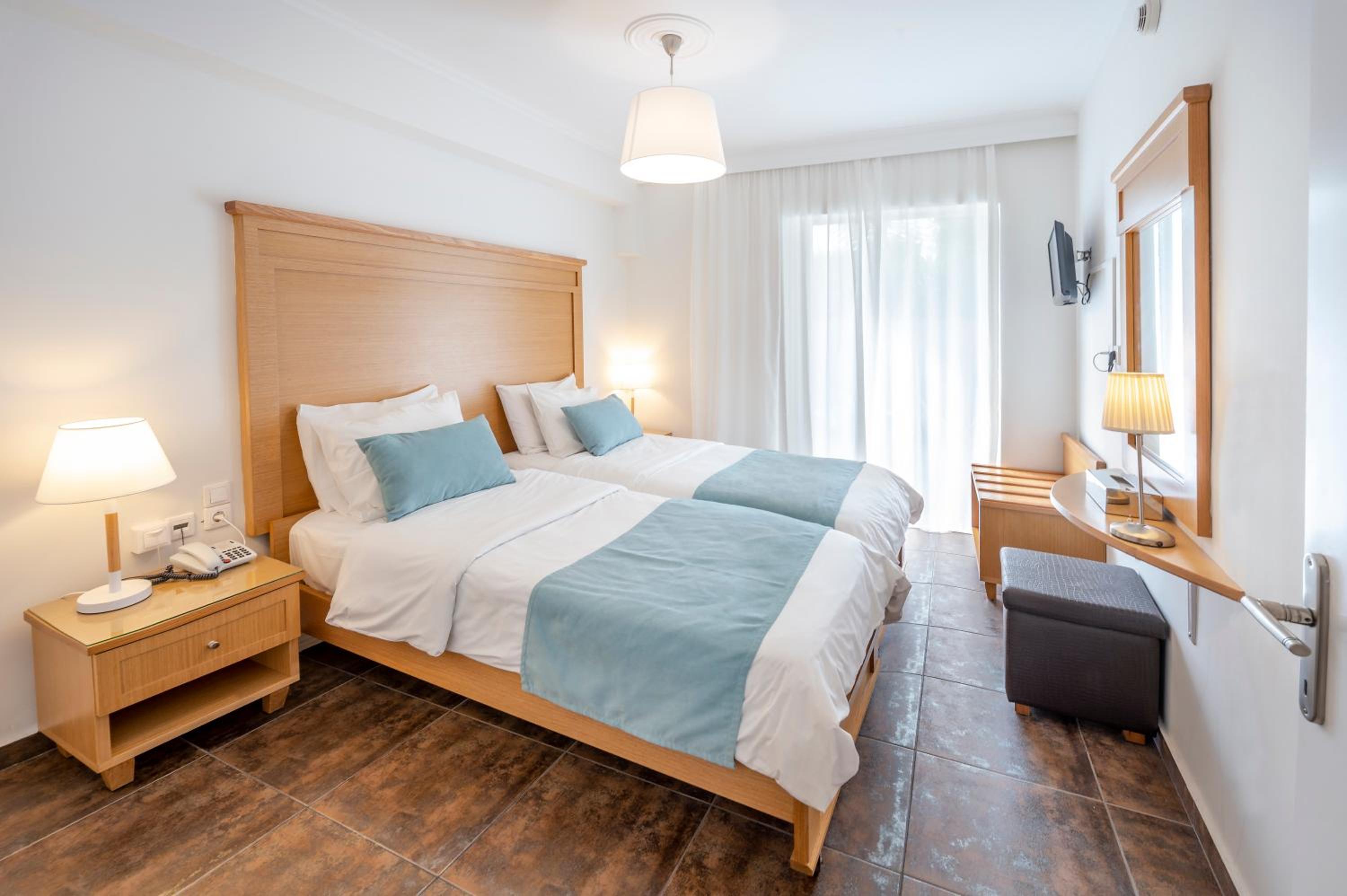Family Suite Apartment - Photo 4