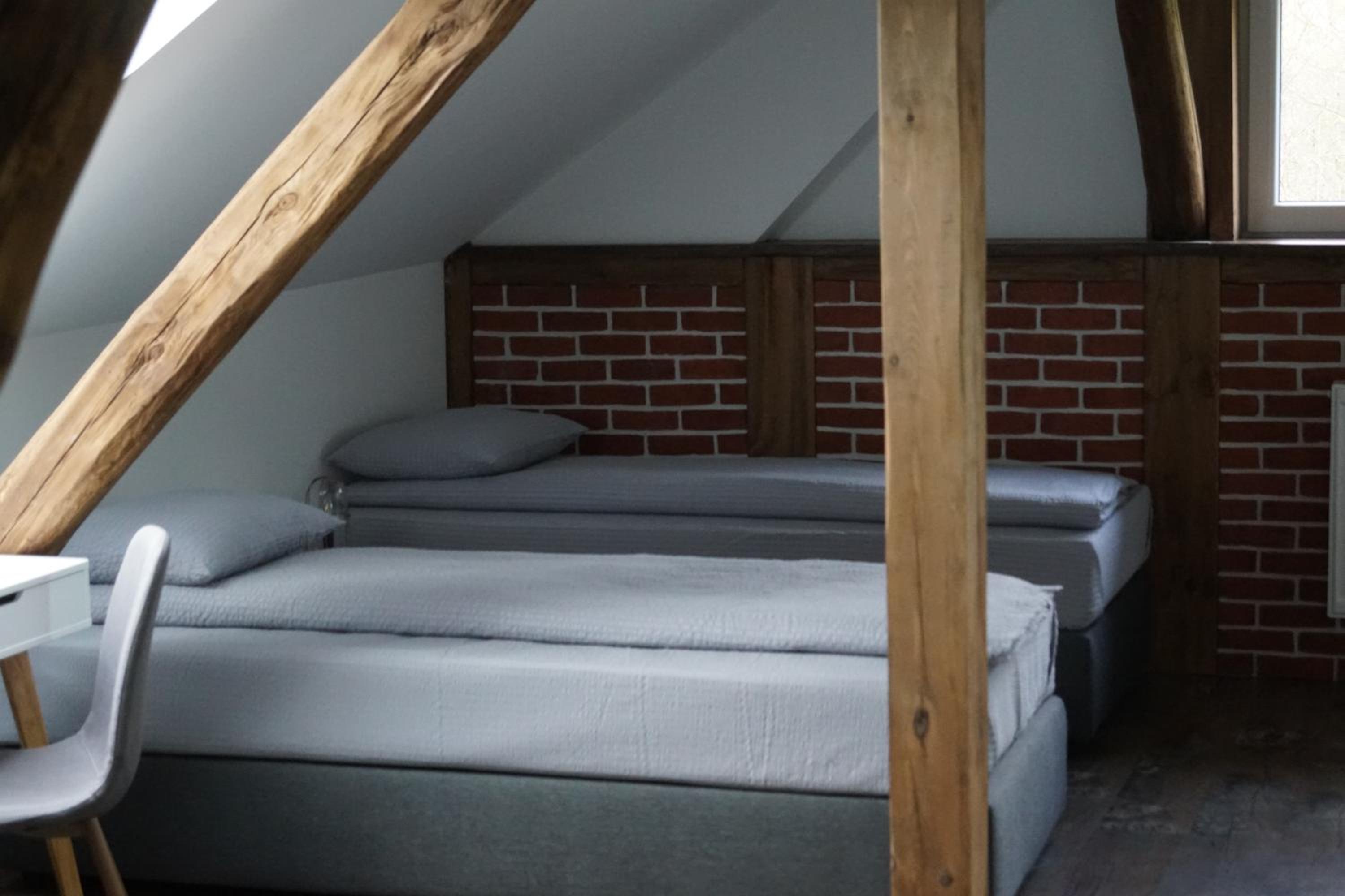 Standard Triple Room - Photo 4