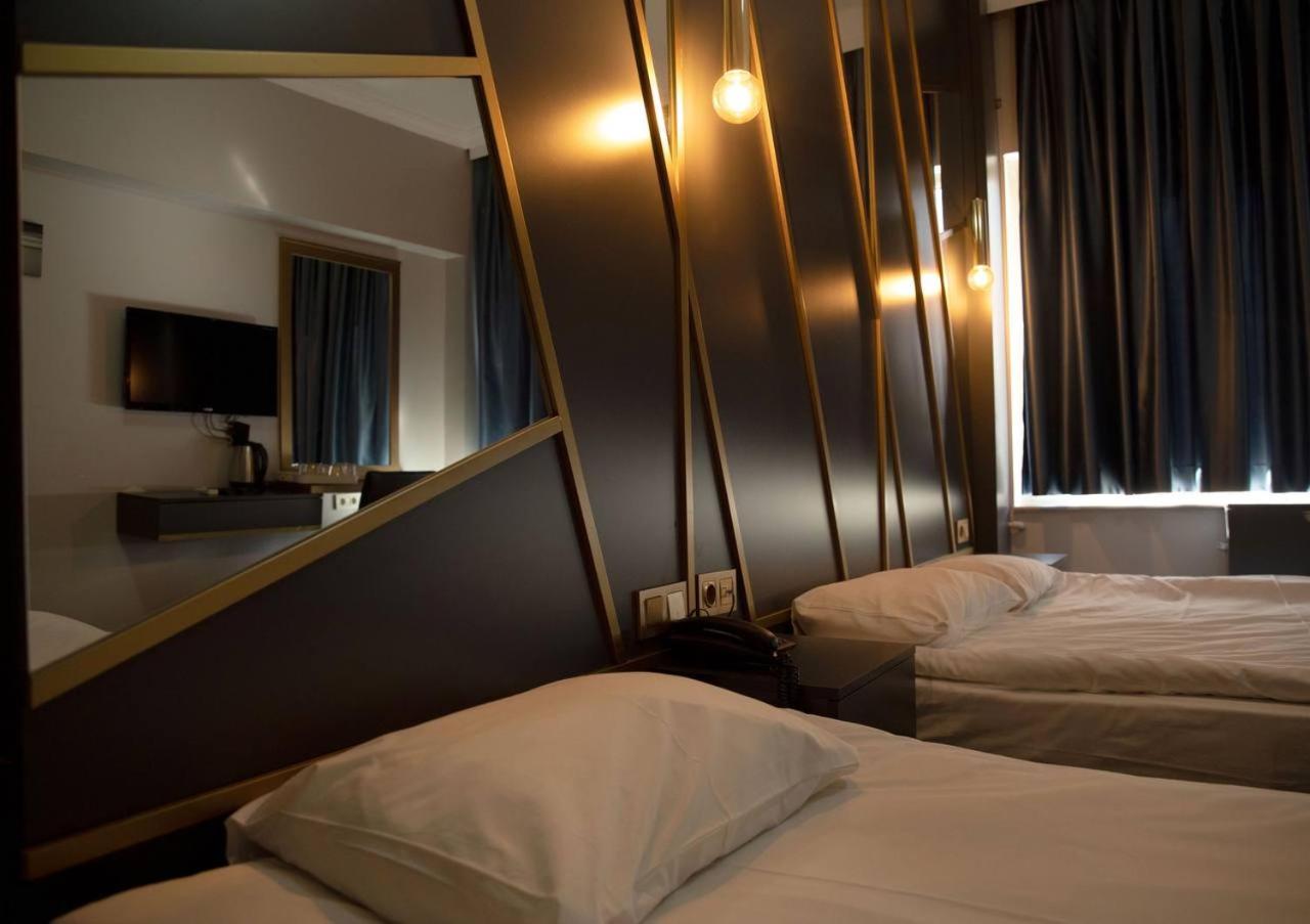 Standard Triple Room photo 2