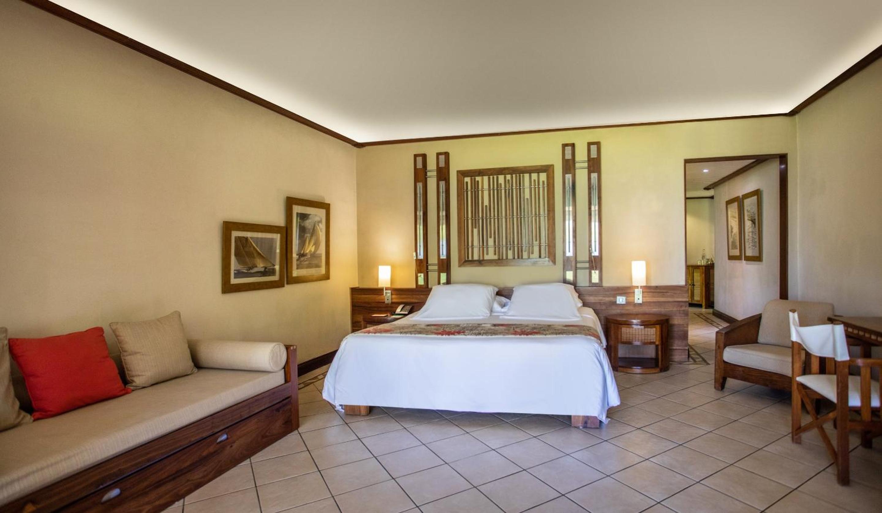 Suíte Familiar de 2 Quartos - (2 Adultos + 2 Crianças)