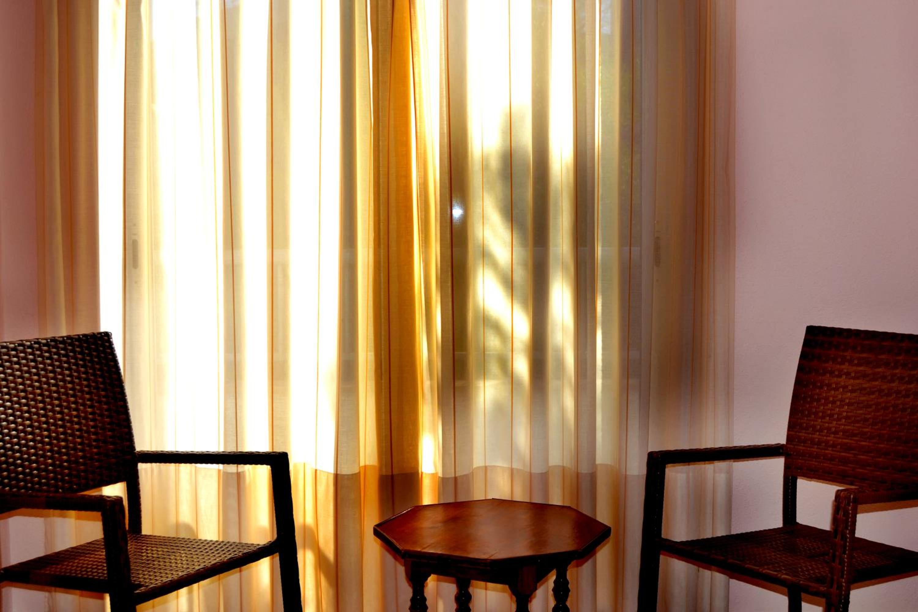 Double or Twin Room - Photo 4