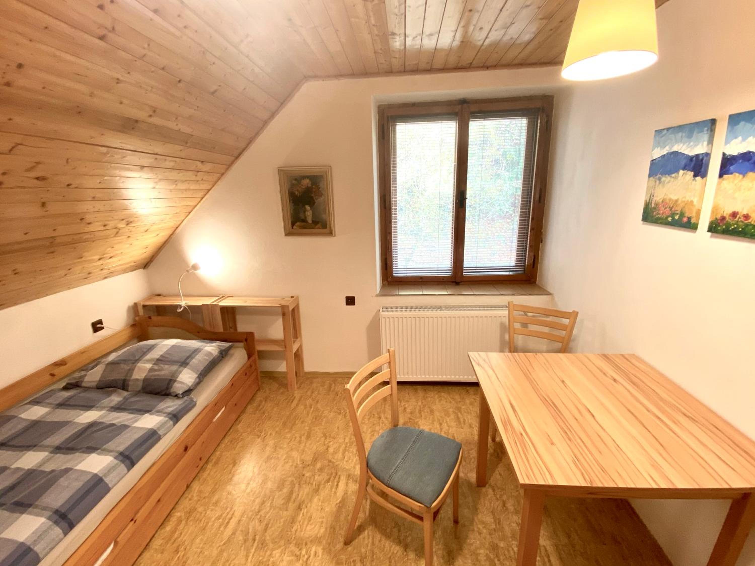 Quadruple Room with Private Bathroom photo 1