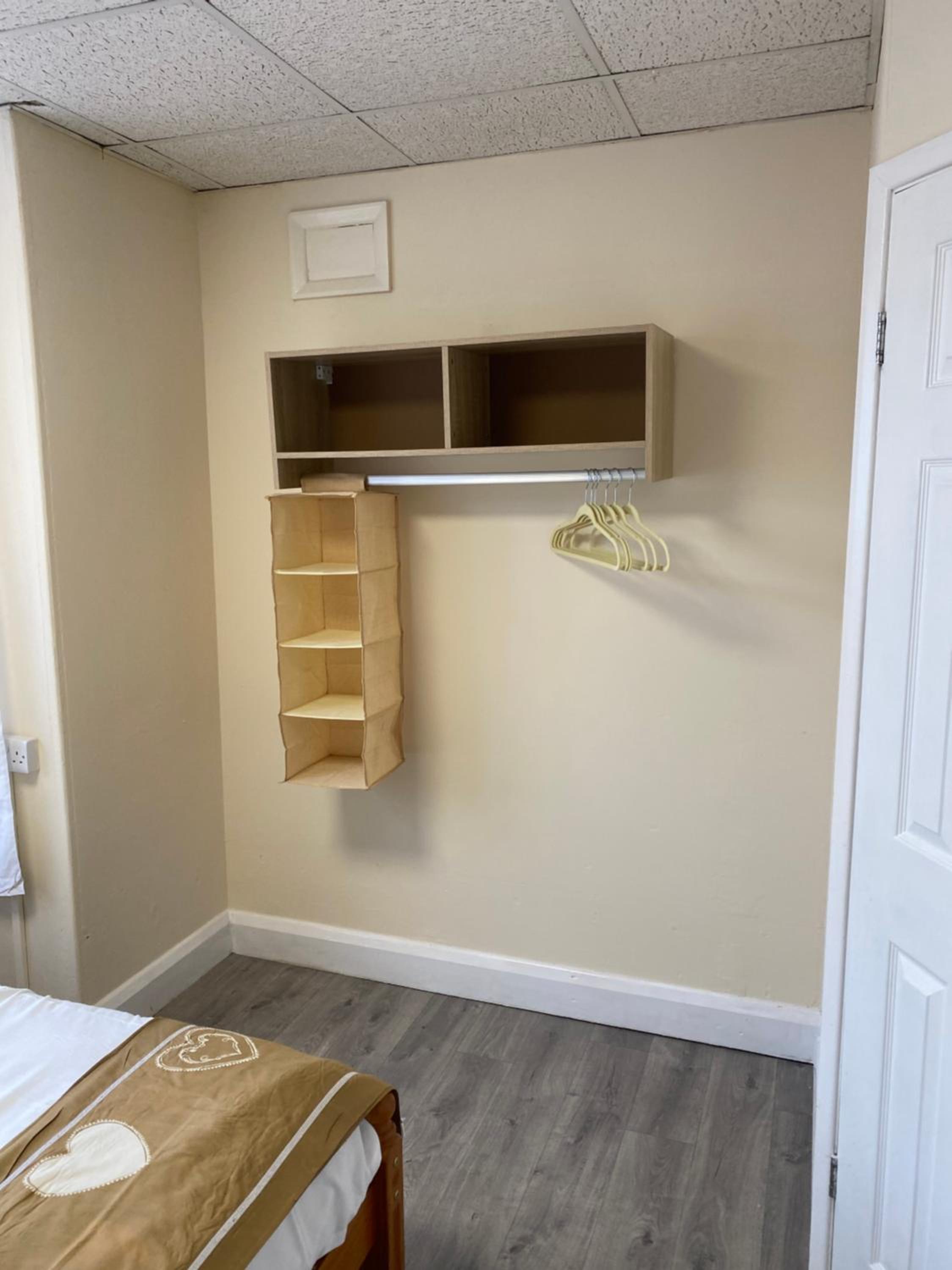 Double Room with Private Bathroom photo 2