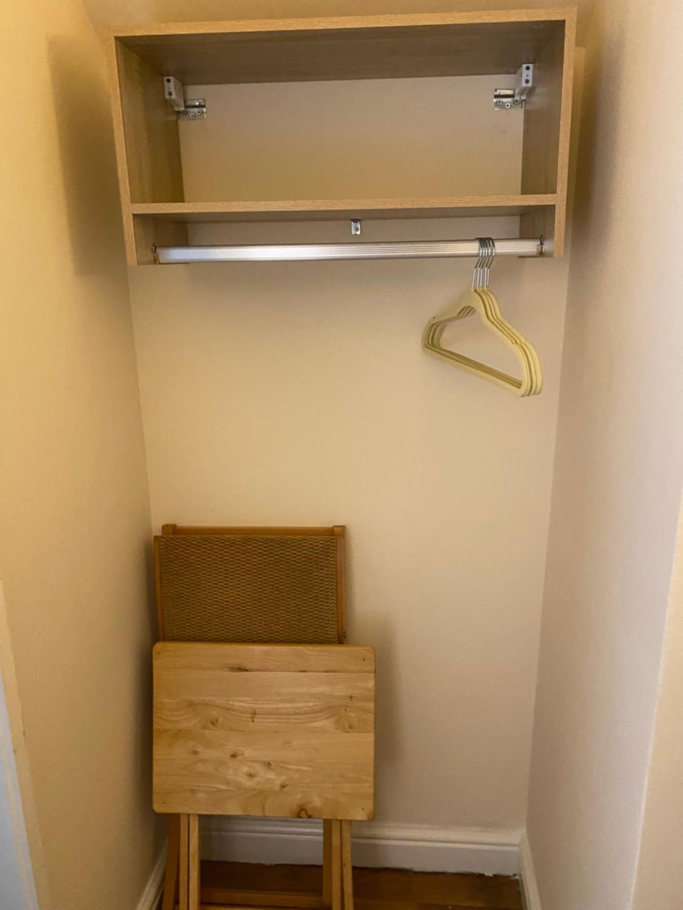 Single Room with Private Bathroom photo 2