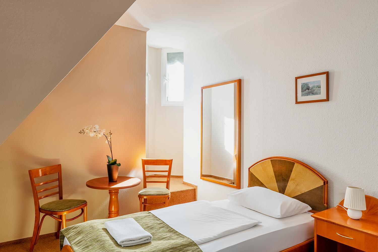 Triple Room - Photo 1