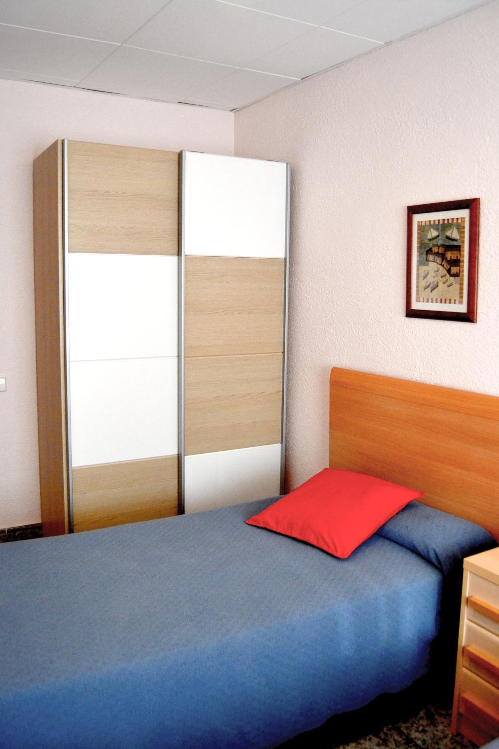 Double or Twin Room - Photo 8