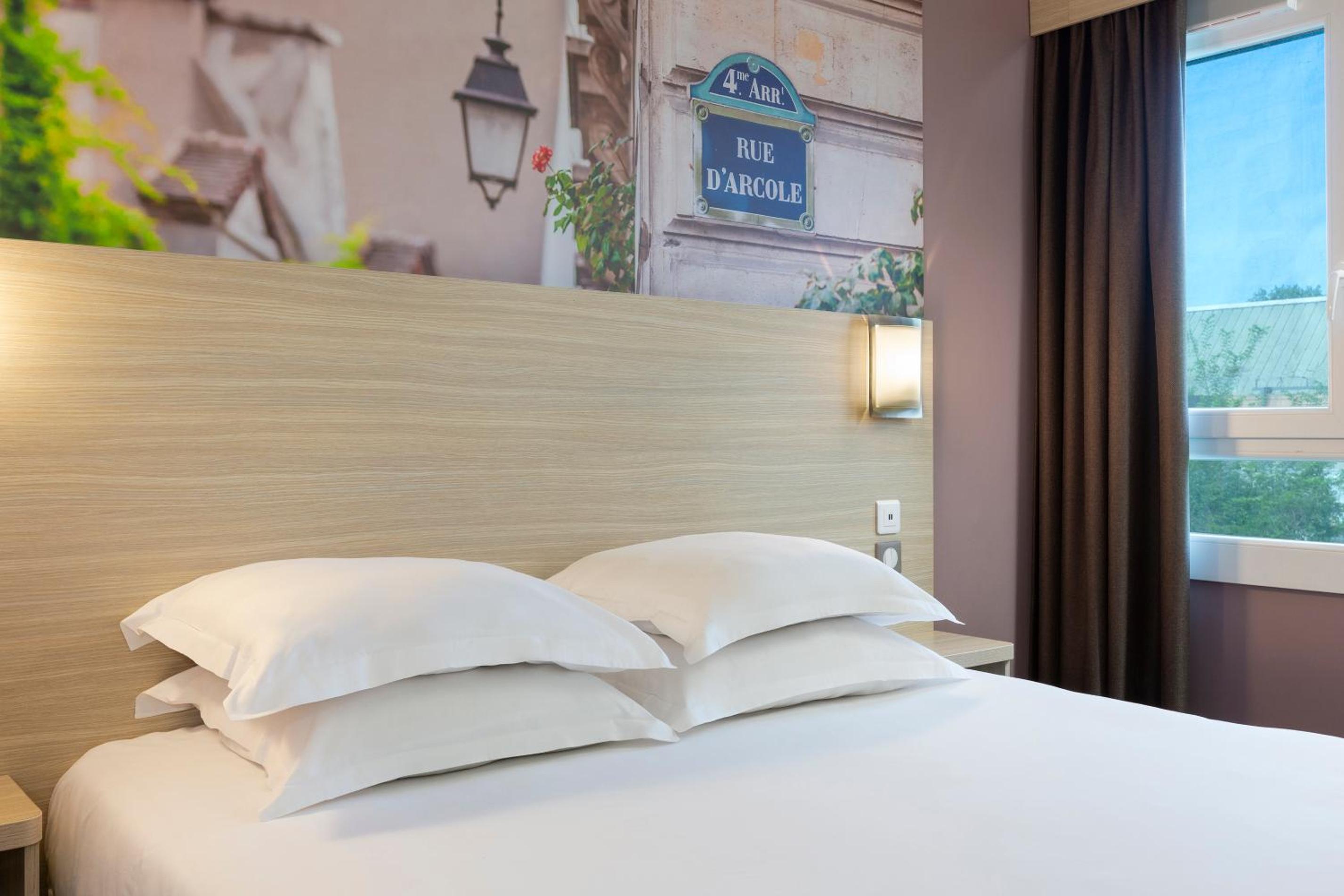 Double Room - Photo 13