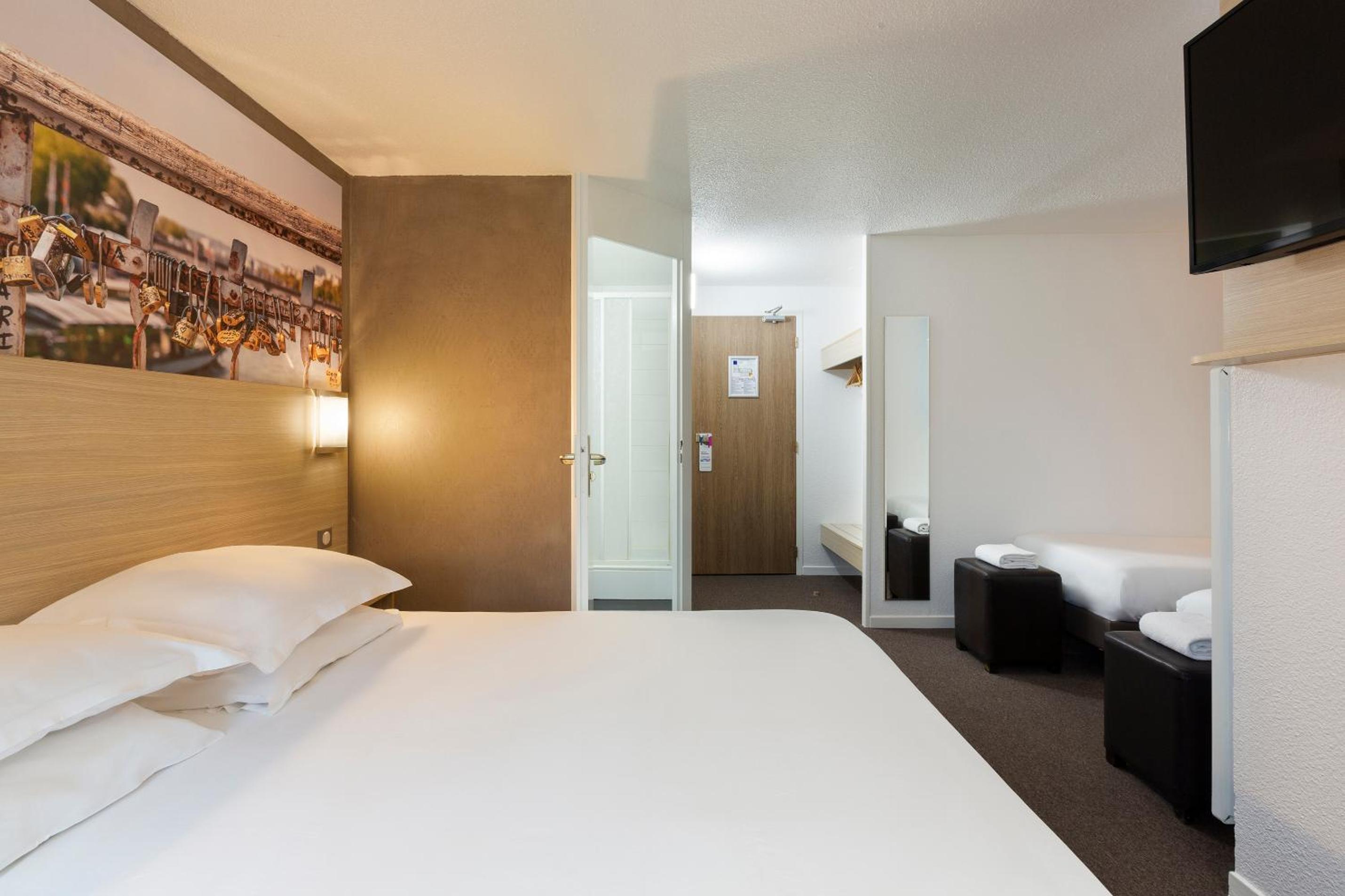Quadruple Room - Photo 1