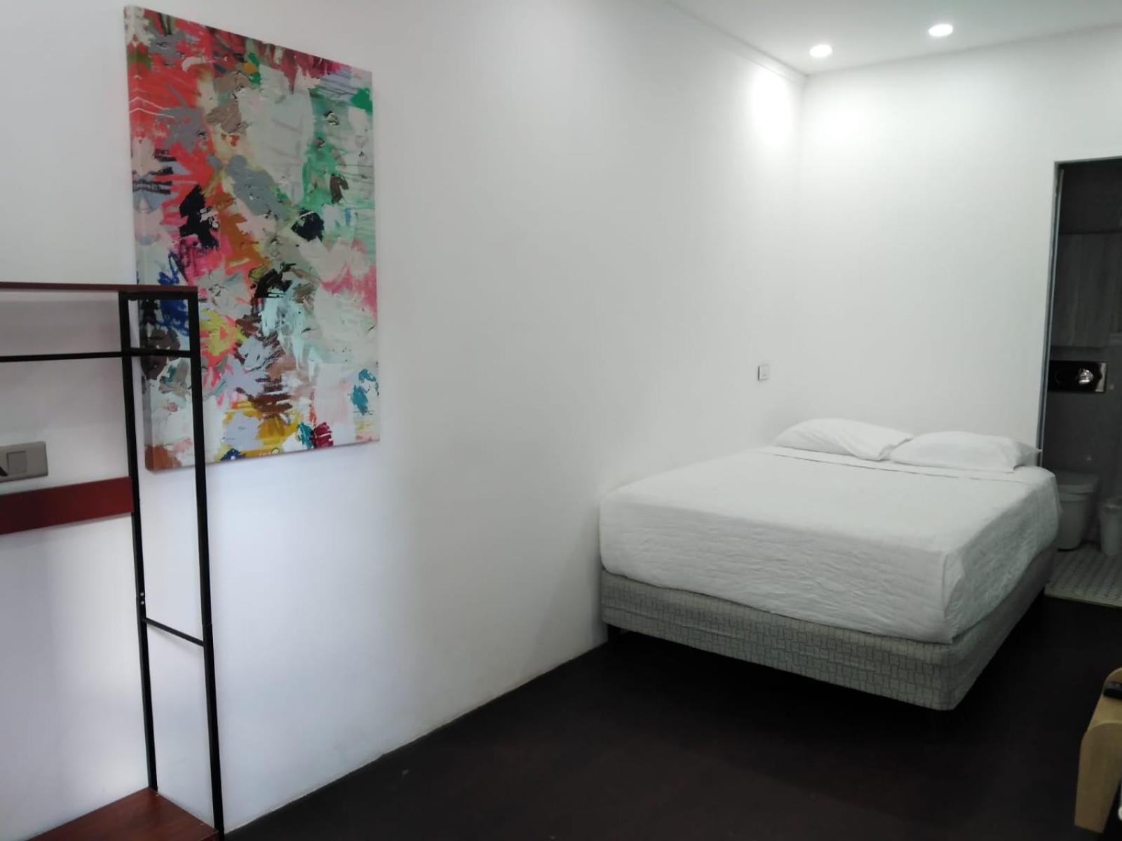 Budget Double Room photo 3