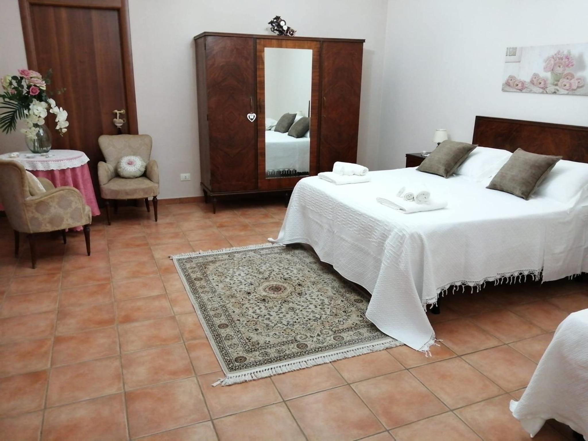 Two-Bedroom House - Photo 50