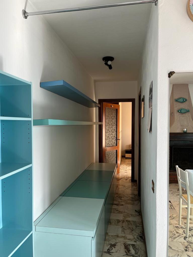 Apartment with Balcony photo 3