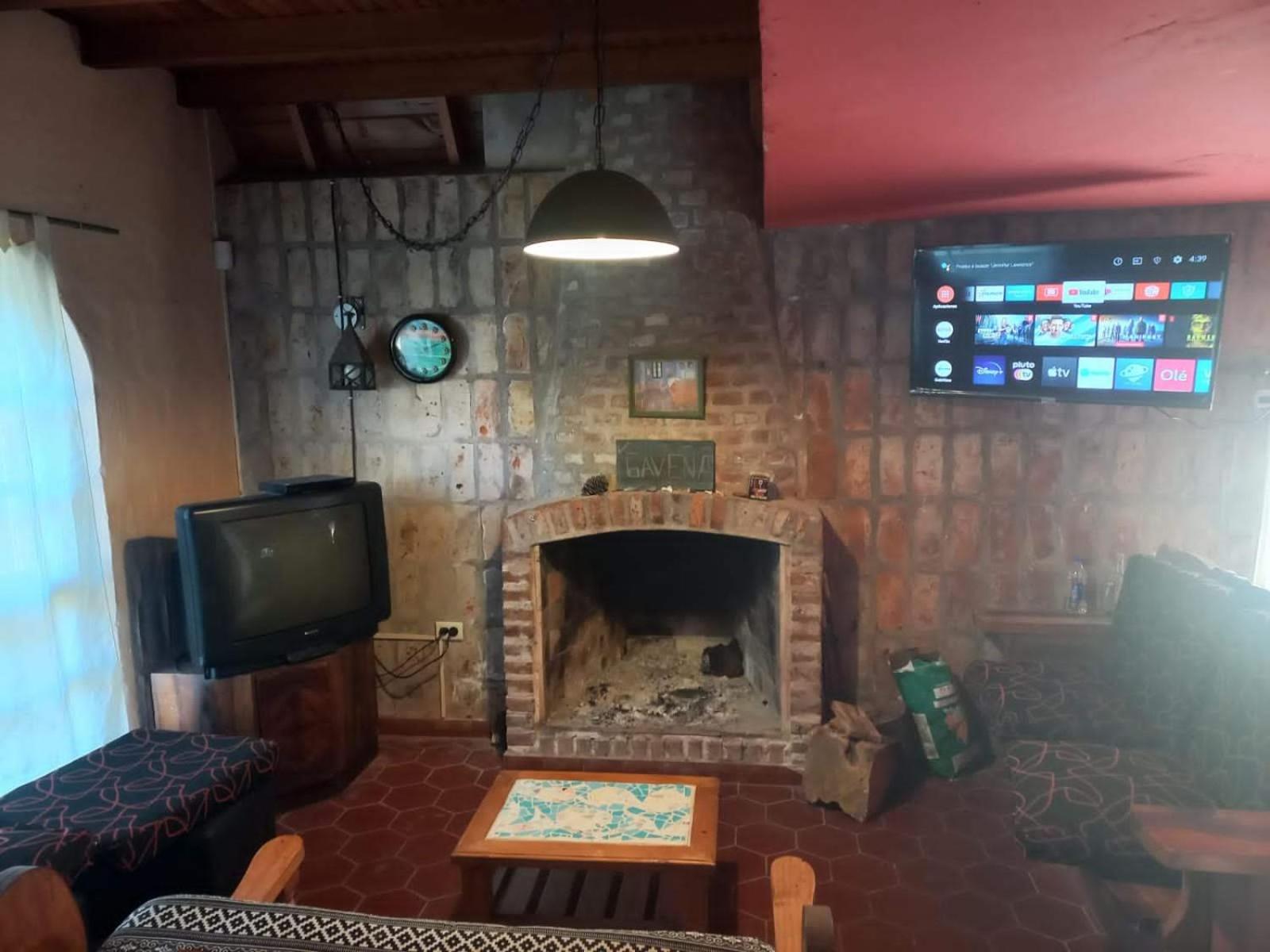 Four-Bedroom House photo 2