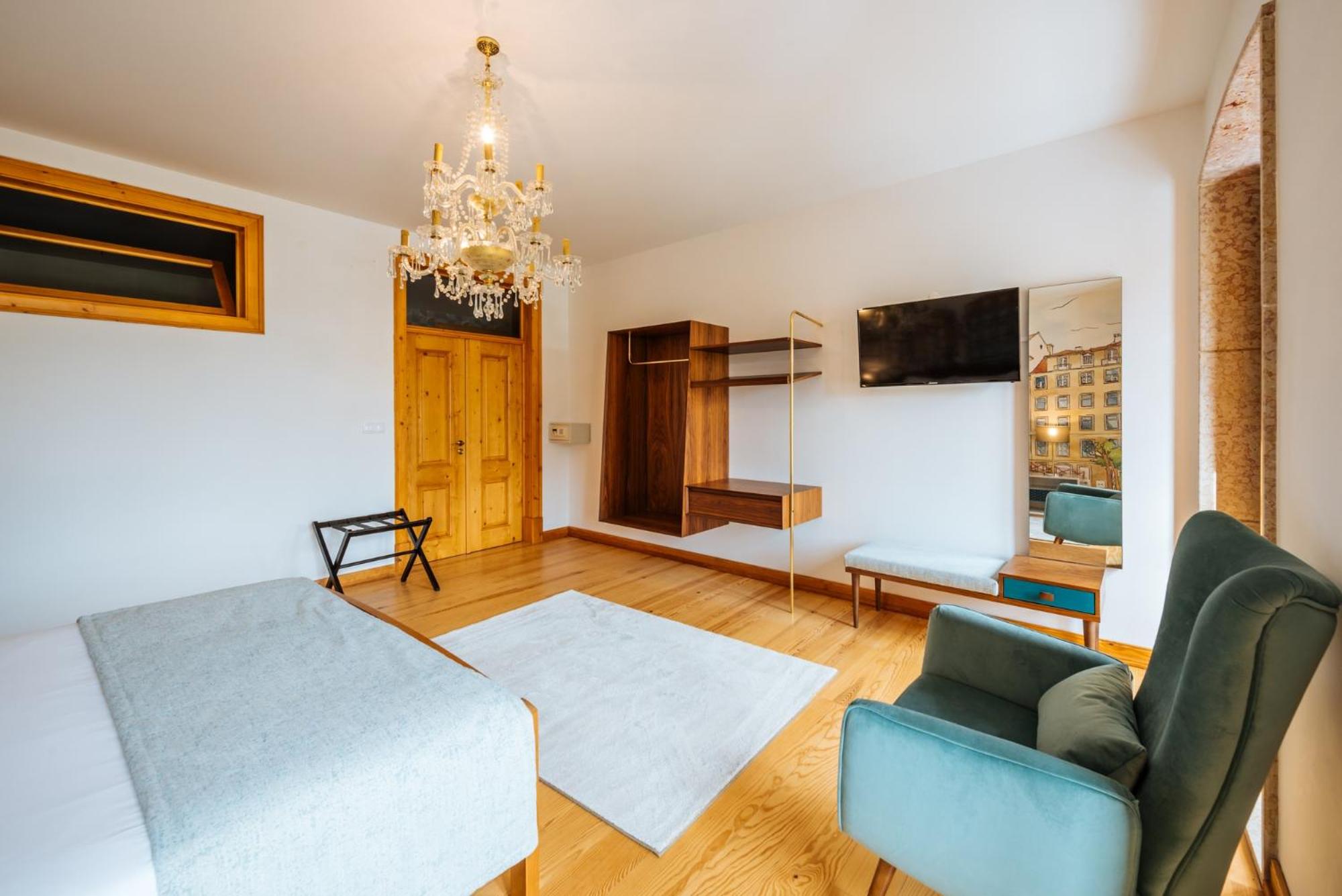 Standard Double Room with Shared Bathroom photo 3