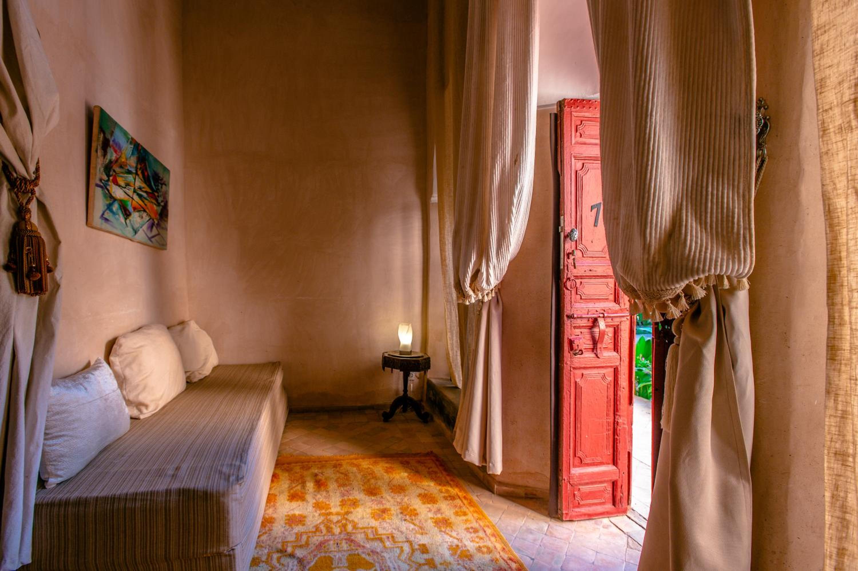 Double Room - Photo 11