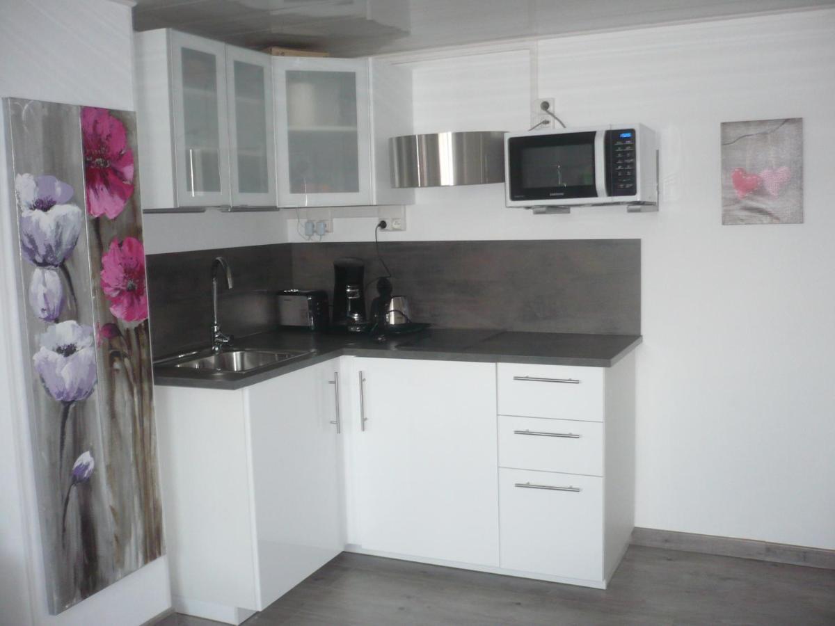 Studio Apartment photo 1