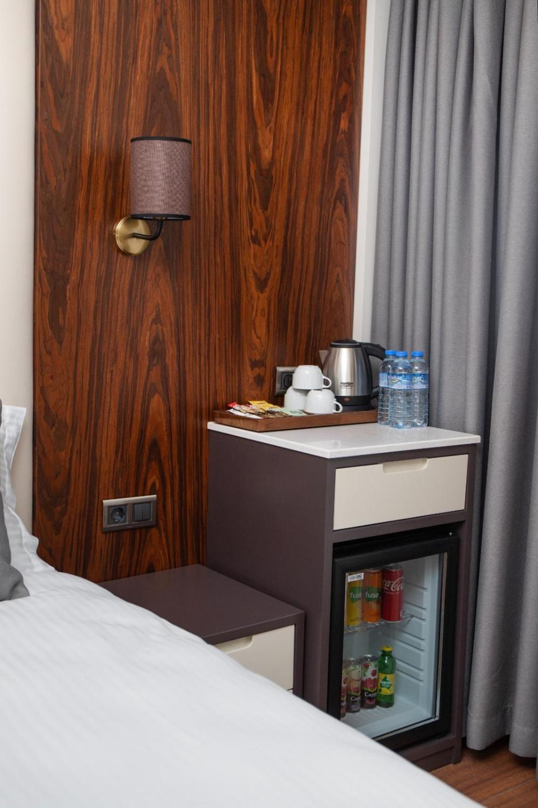 Superior Triple Room photo 3