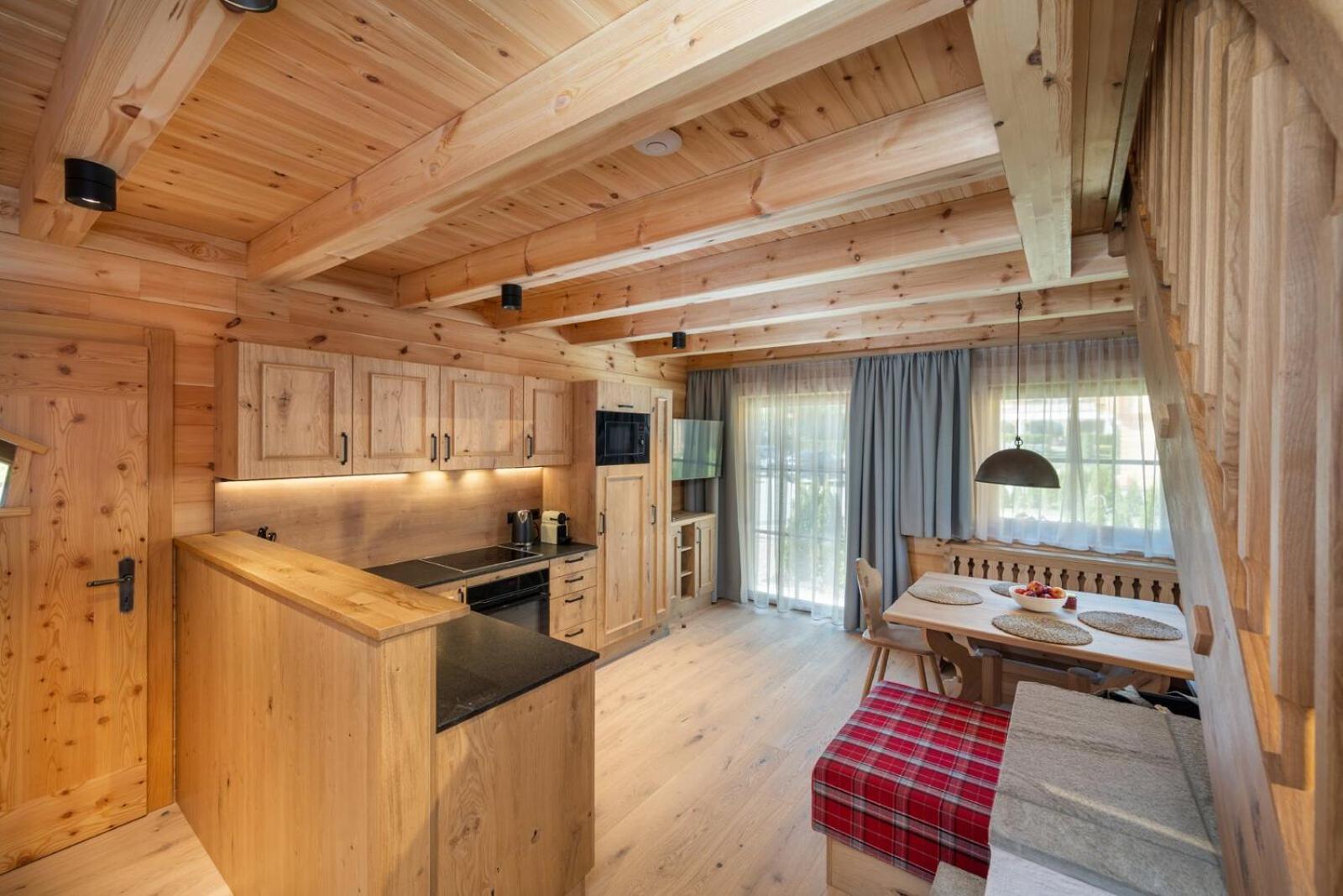 Two-Bedroom Chalet - Photo 4