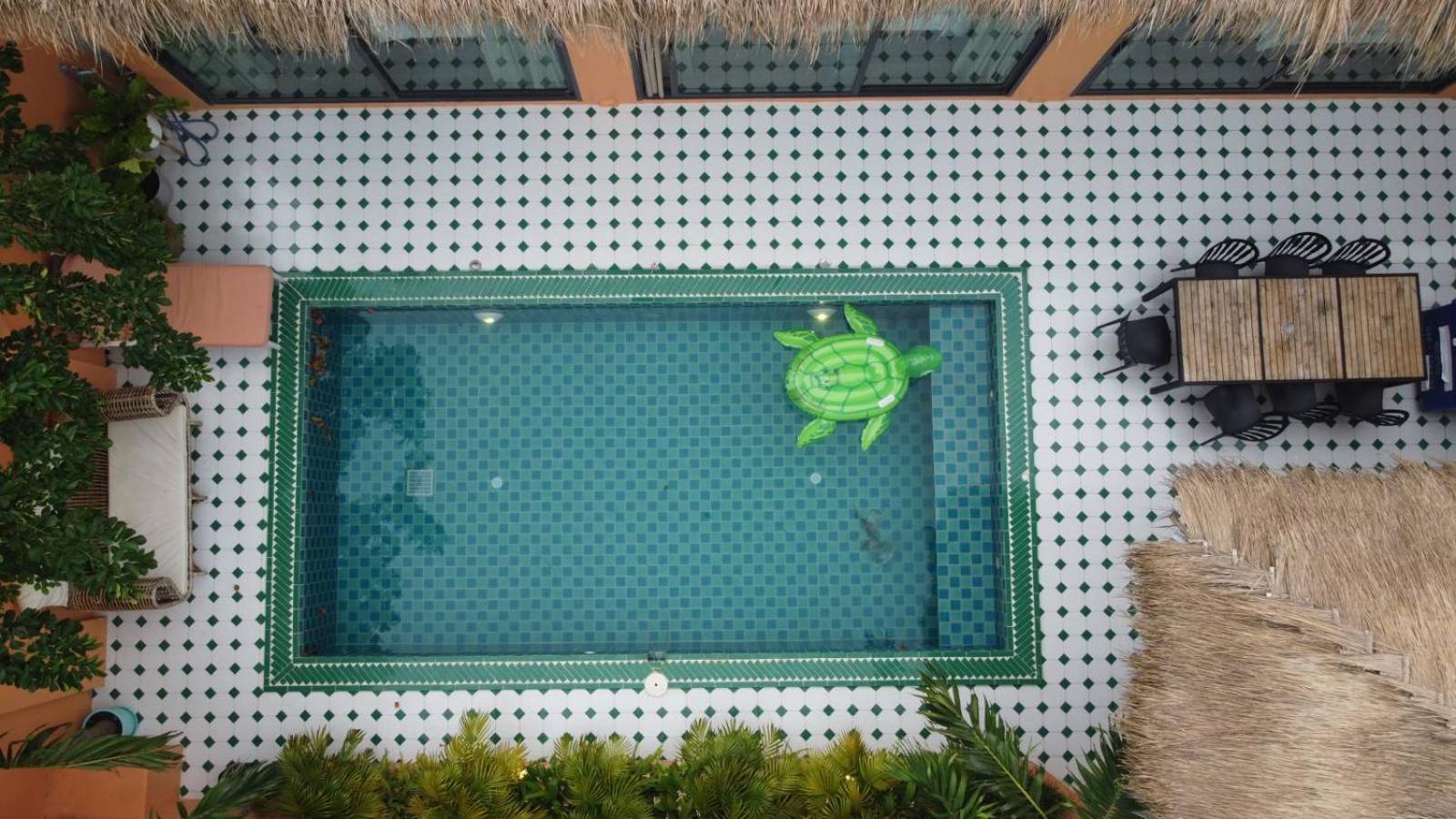 Four-Bedroom Villa with Private Pool - Photo 30