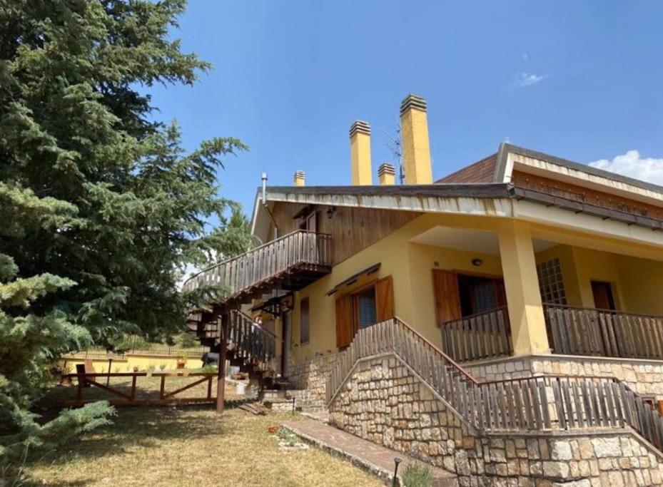 Apartment with Mountain View photo 3