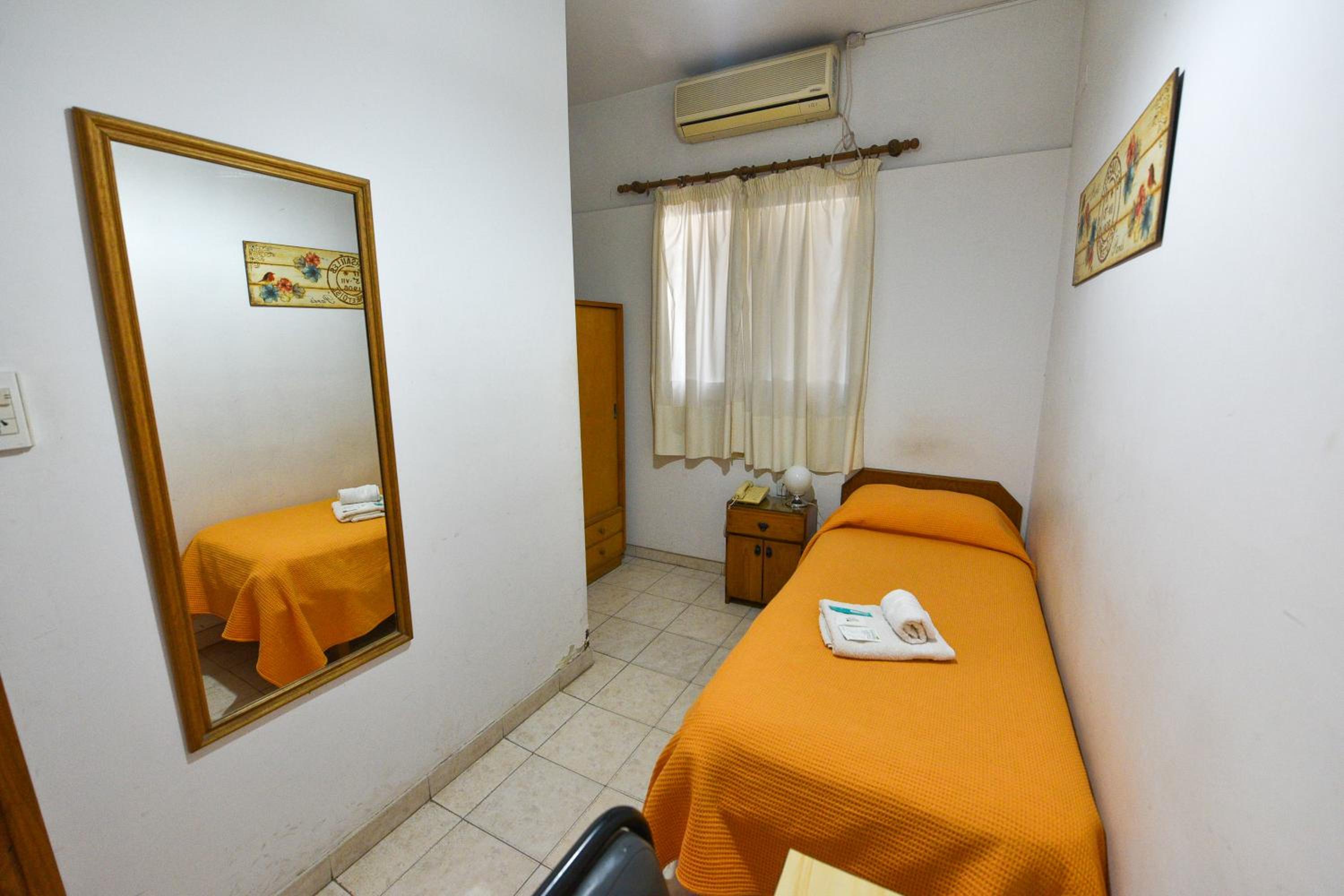 Single Room photo 1
