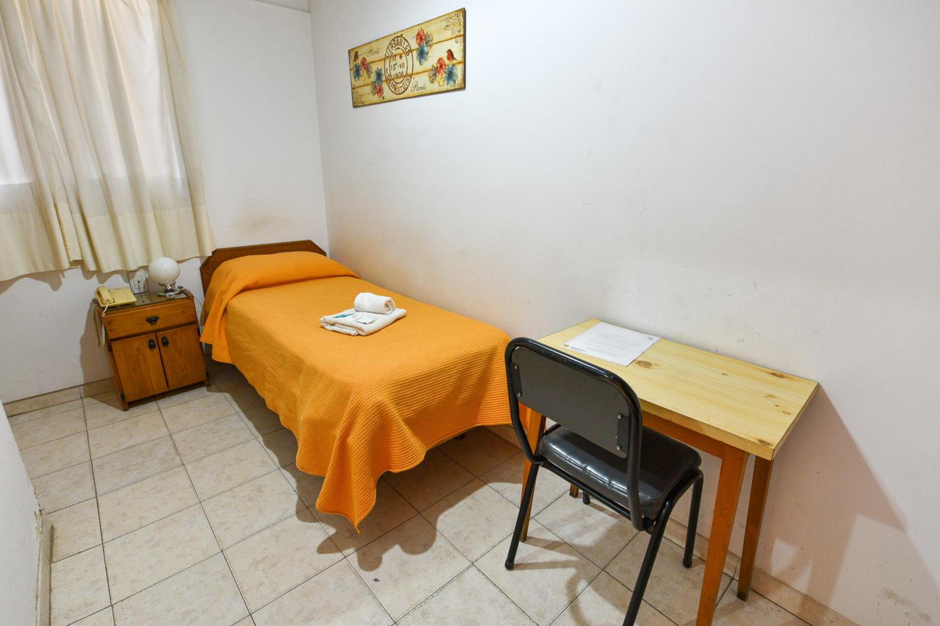 Single Room photo 3