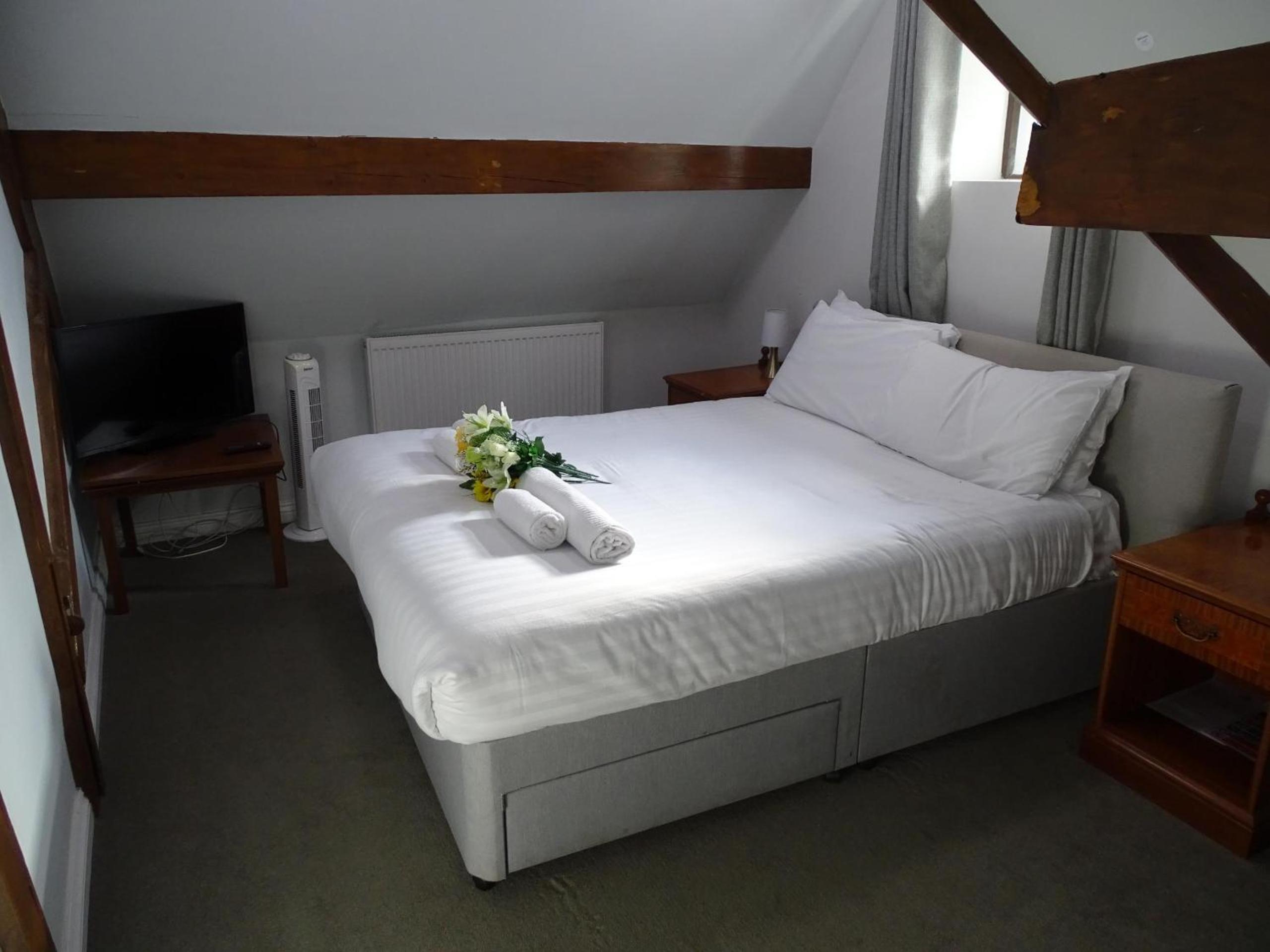 Double Room with Private Bathroom