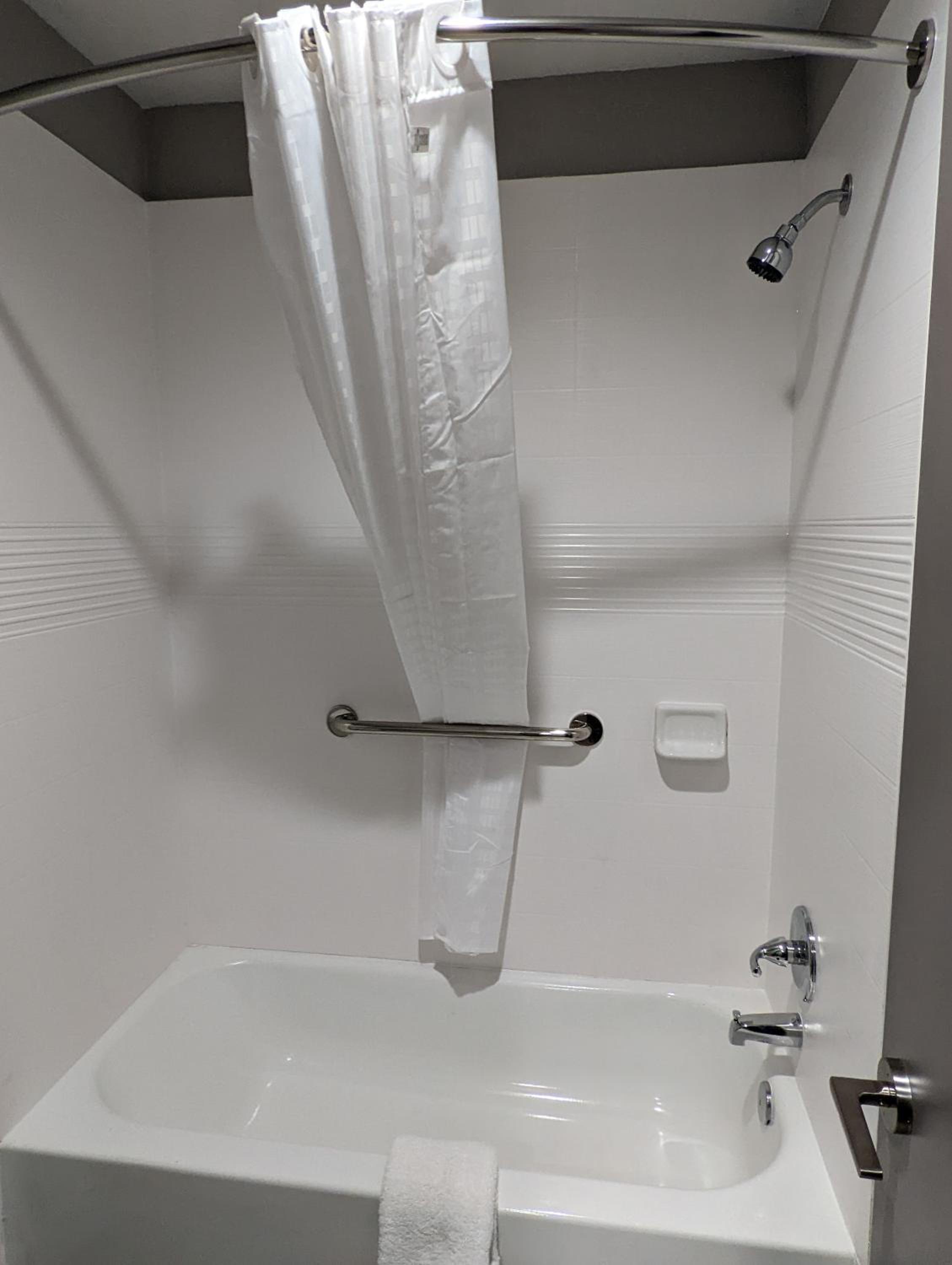 Deluxe King Room photo 2