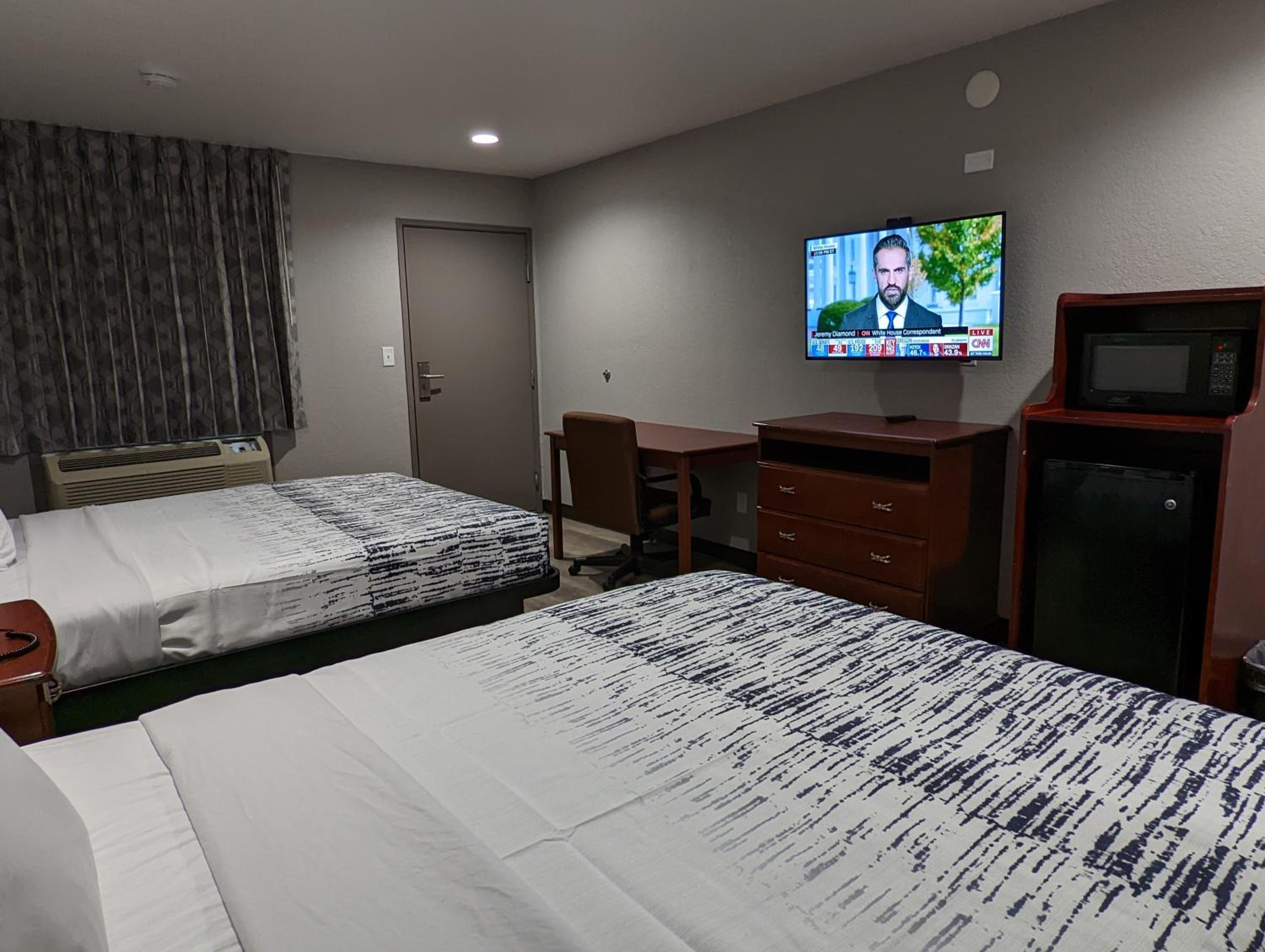 Deluxe Queen Room photo 1