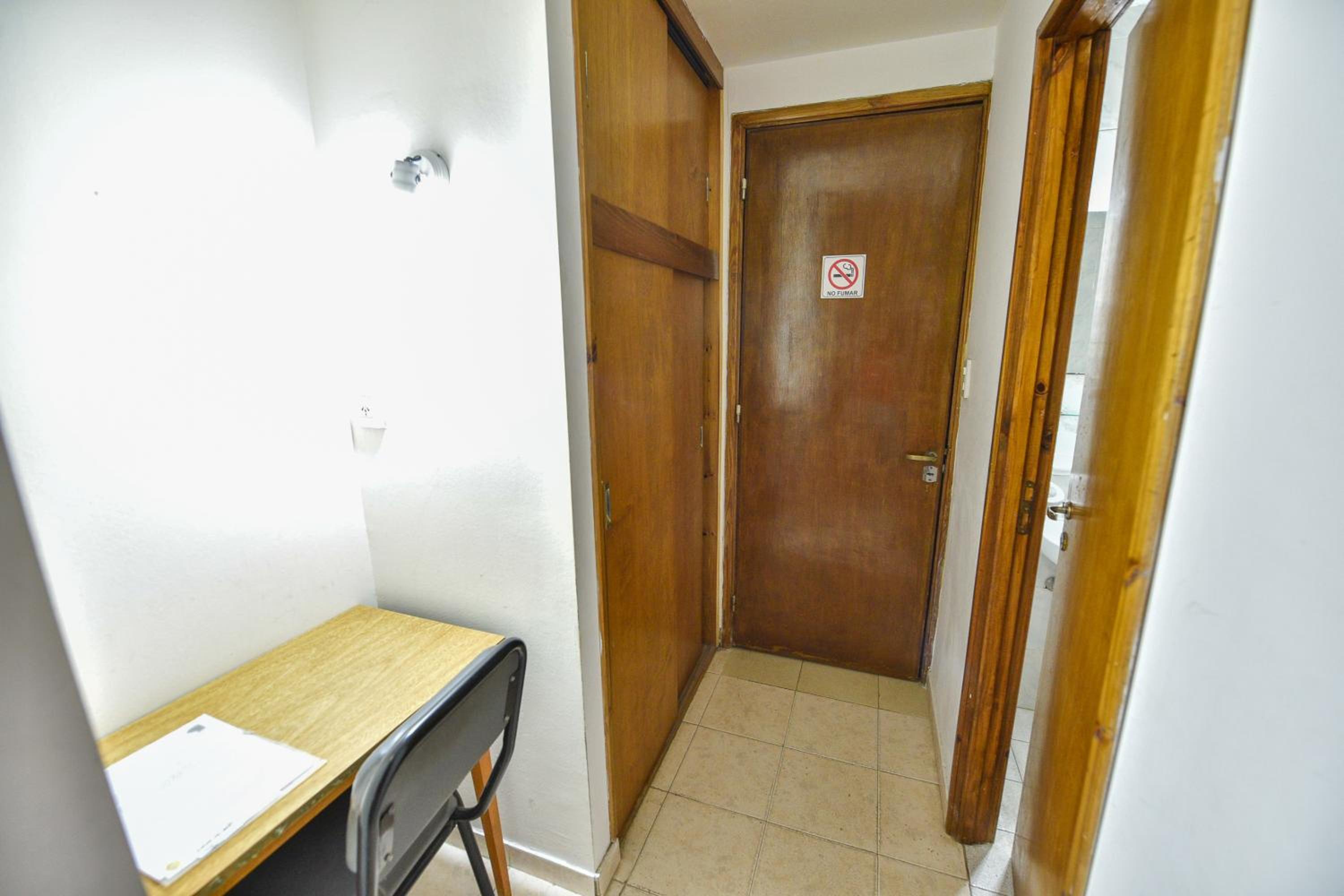 Basic Triple Room photo 2