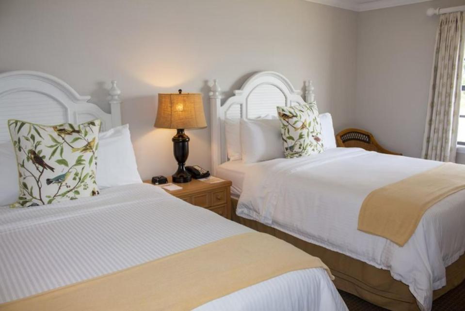 Double Room with Two Double Beds - Photo 1