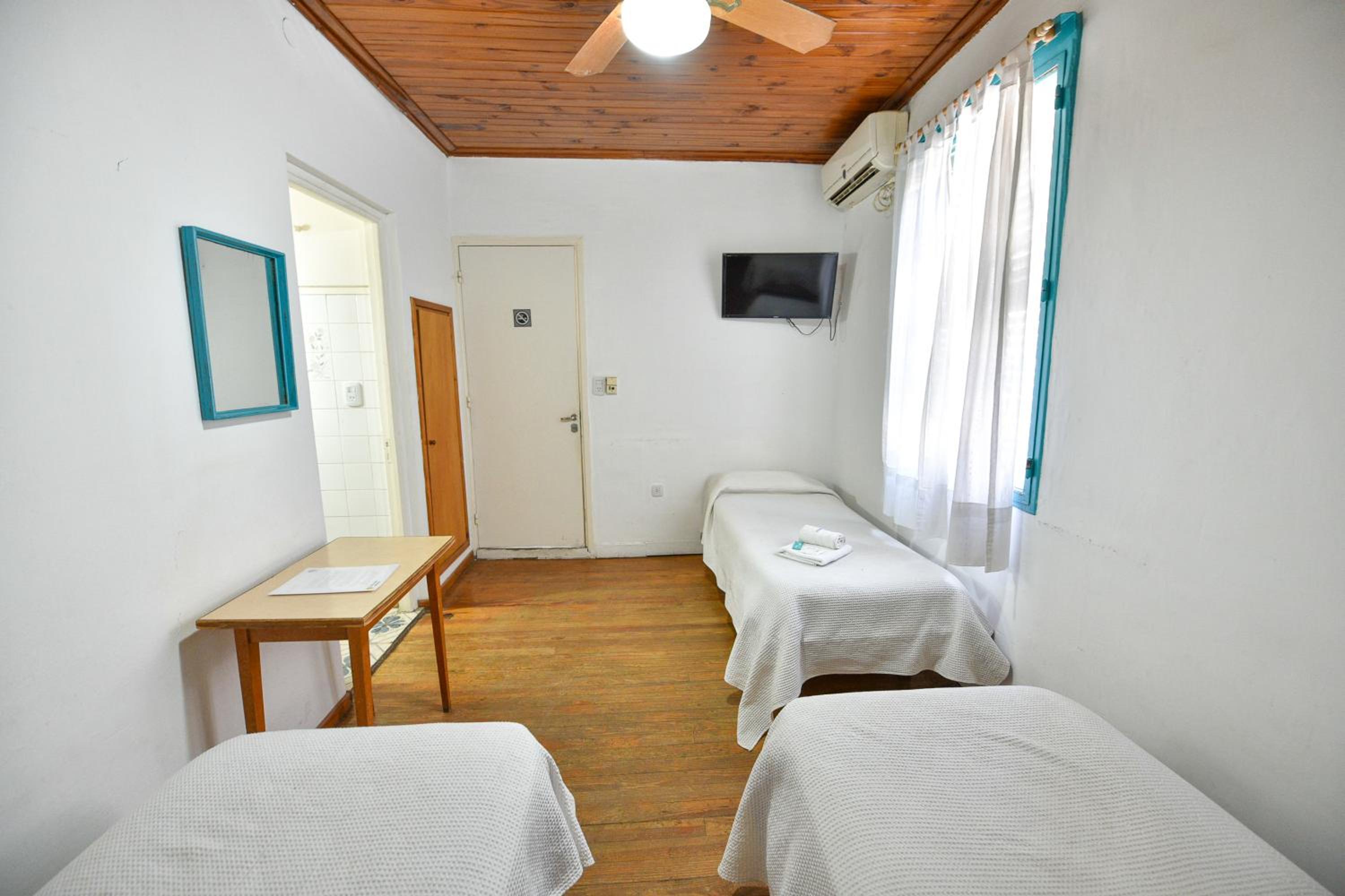 Classic Triple Room photo 2
